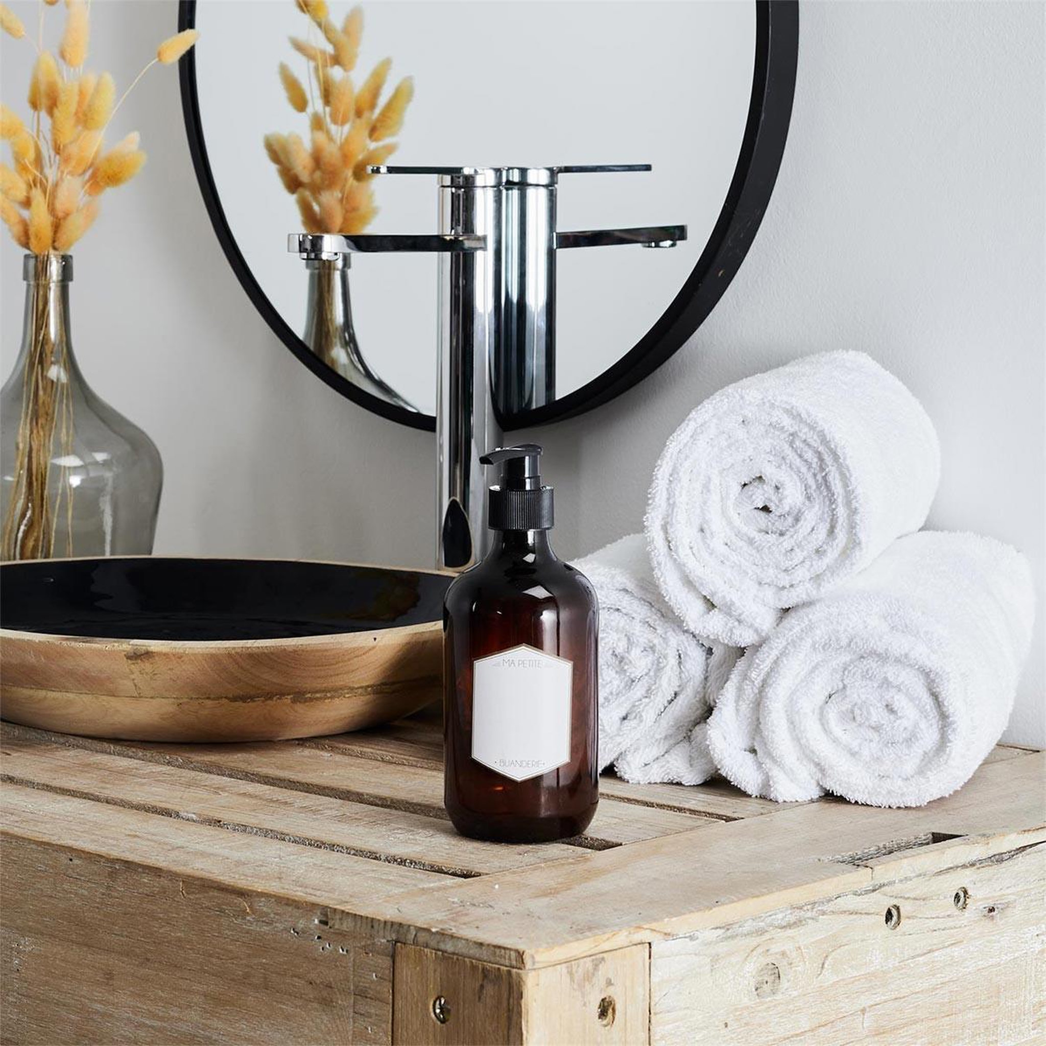 Voir la diapositive 2 : Je cherche une idee Distributeur de savon  ma petite buanderie   500ml noir
