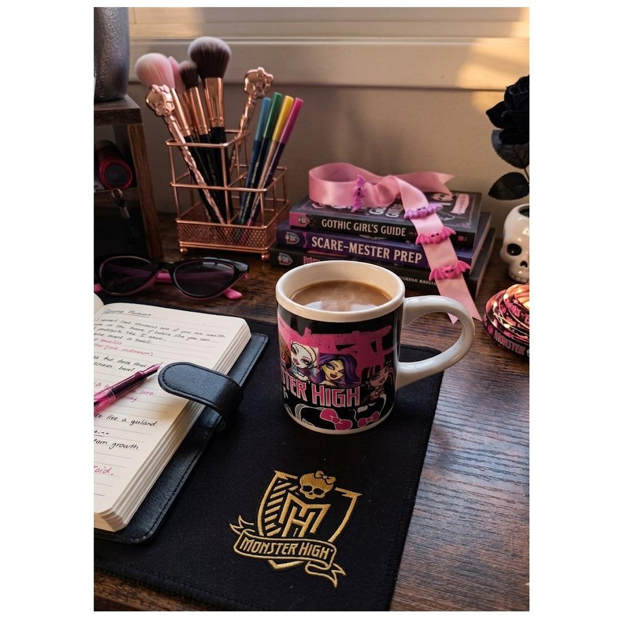 Voir la diapositive 5 : Eden Mug en céramique monster high portraits 8 cm