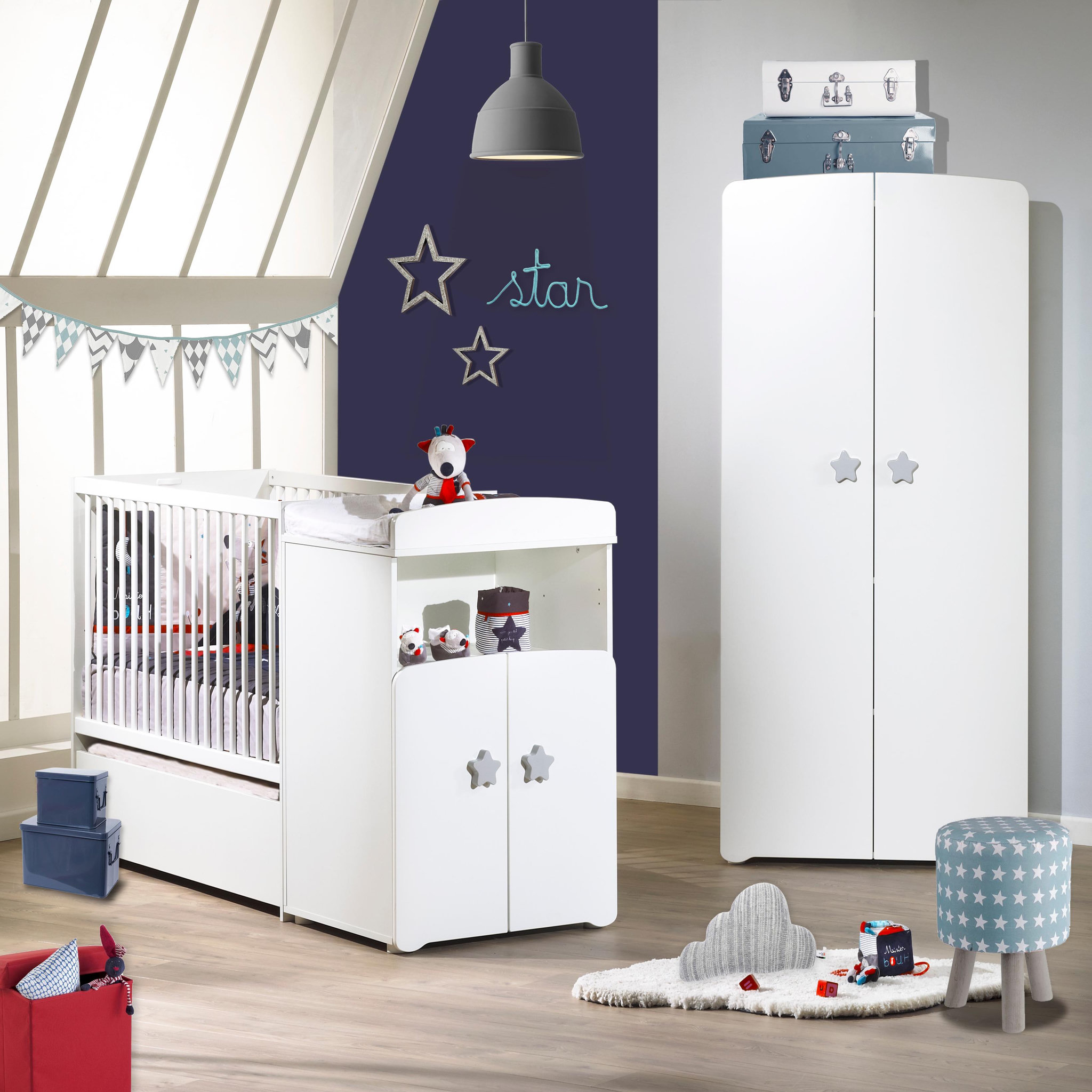Voir la diapositive 1 : BABY PRICE Lit bébé combiné 60x120 cm évolutif en 90x190 cm NEW BASIC Boutons Etoile Gris