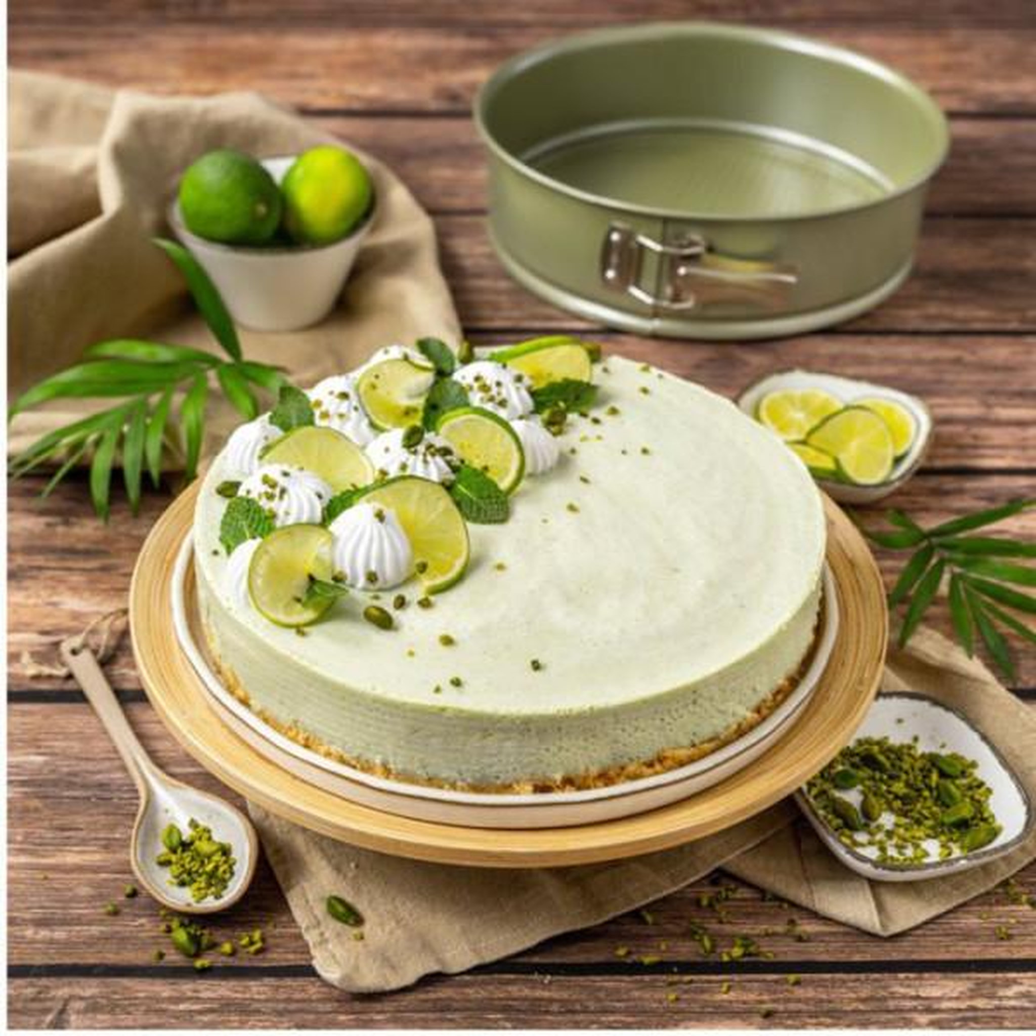 Voir la diapositive 6 : ZENKER Ensemble de 3 moules a gâteaux - ZENKER - Green Vision - 18 a 30 cm