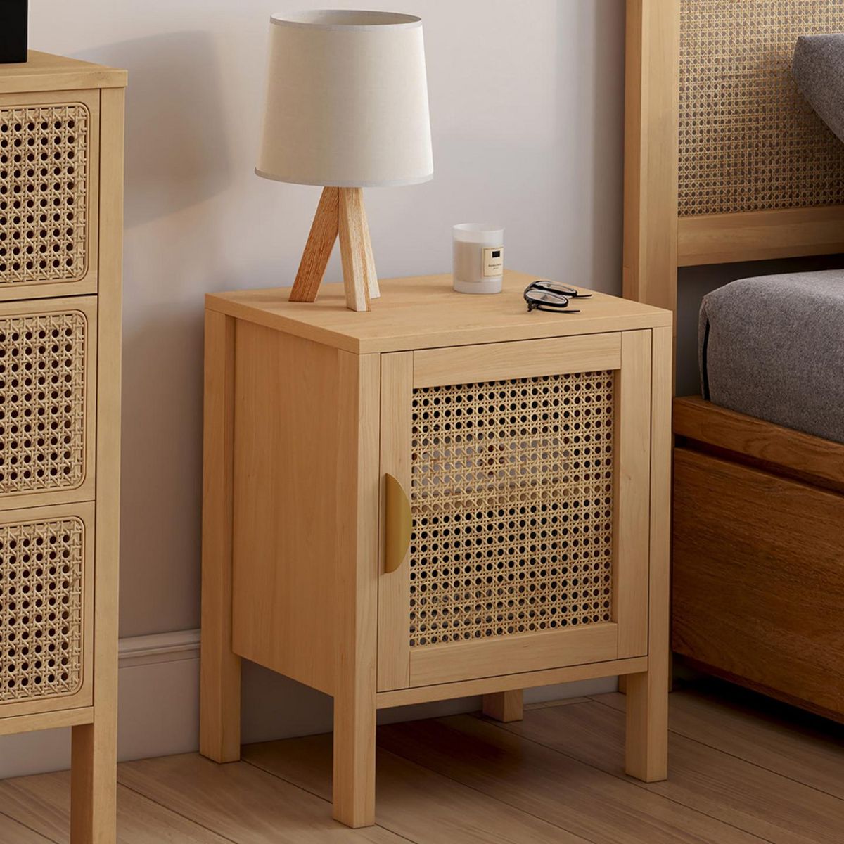 ID MARKET Lot de 2 tables de chevet EDHEN 1 porte cannage et bois