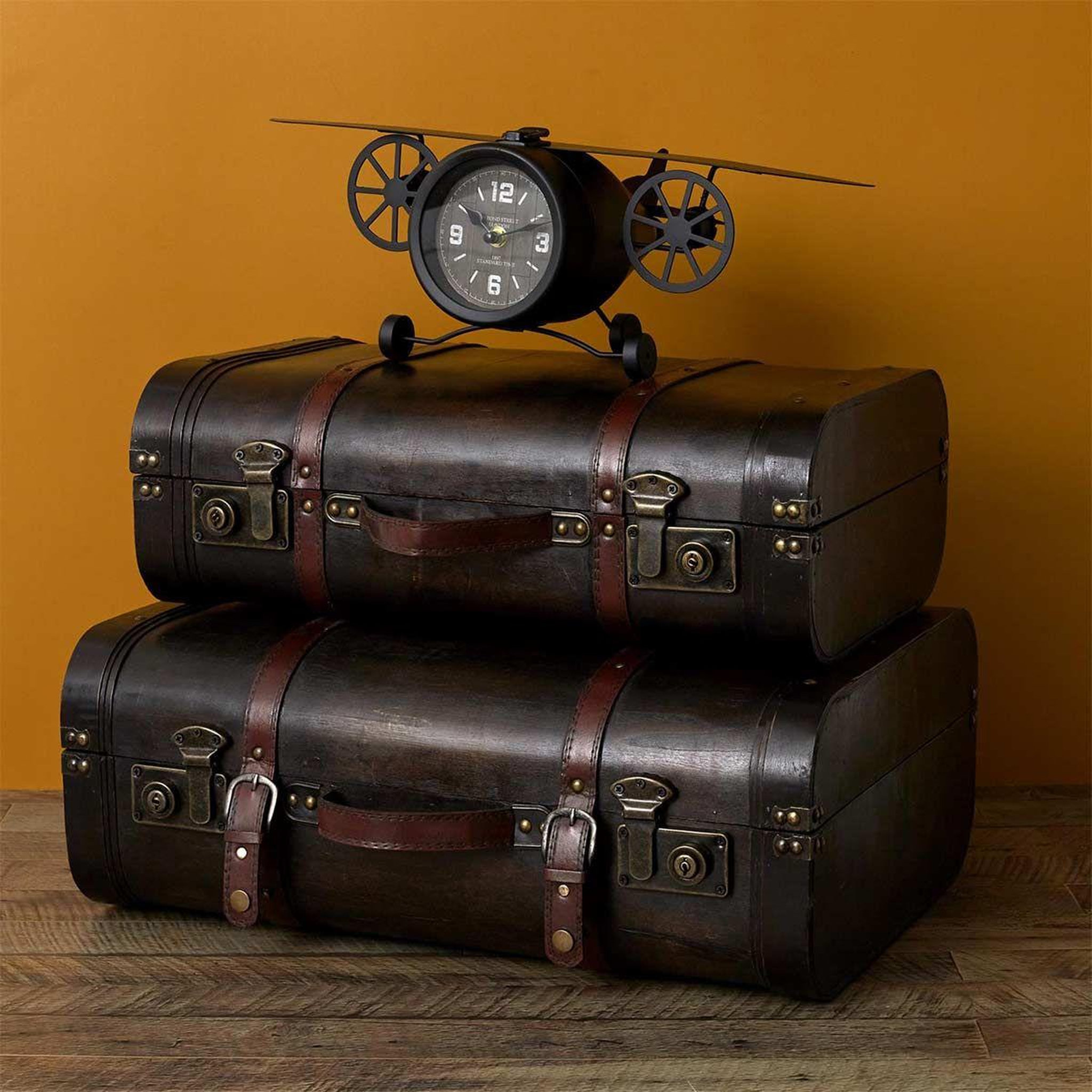 Voir la diapositive 4 : The Home Deco Factory Horloge à poser  avion vintage  47cm noir