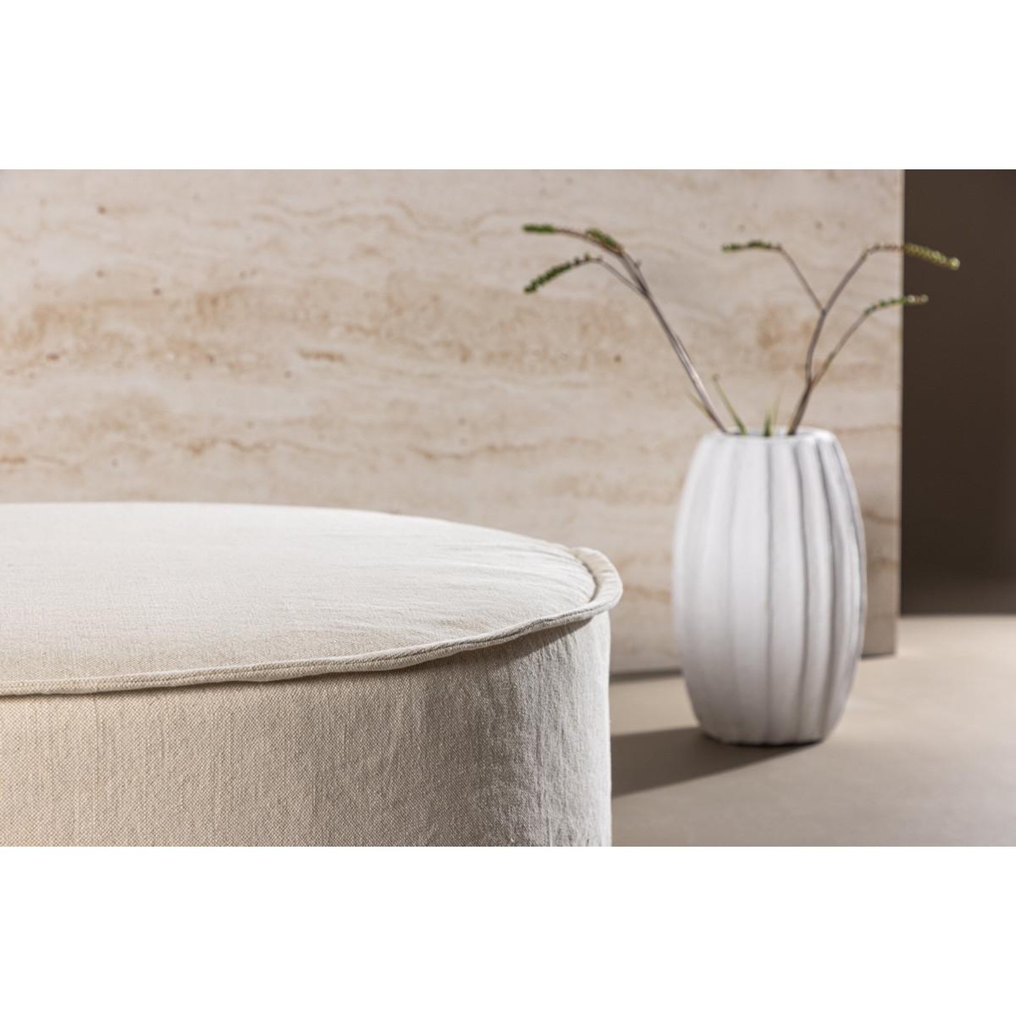 Voir la diapositive 5 : Paris Prix Pouf effet lin  vindo  101cm beige