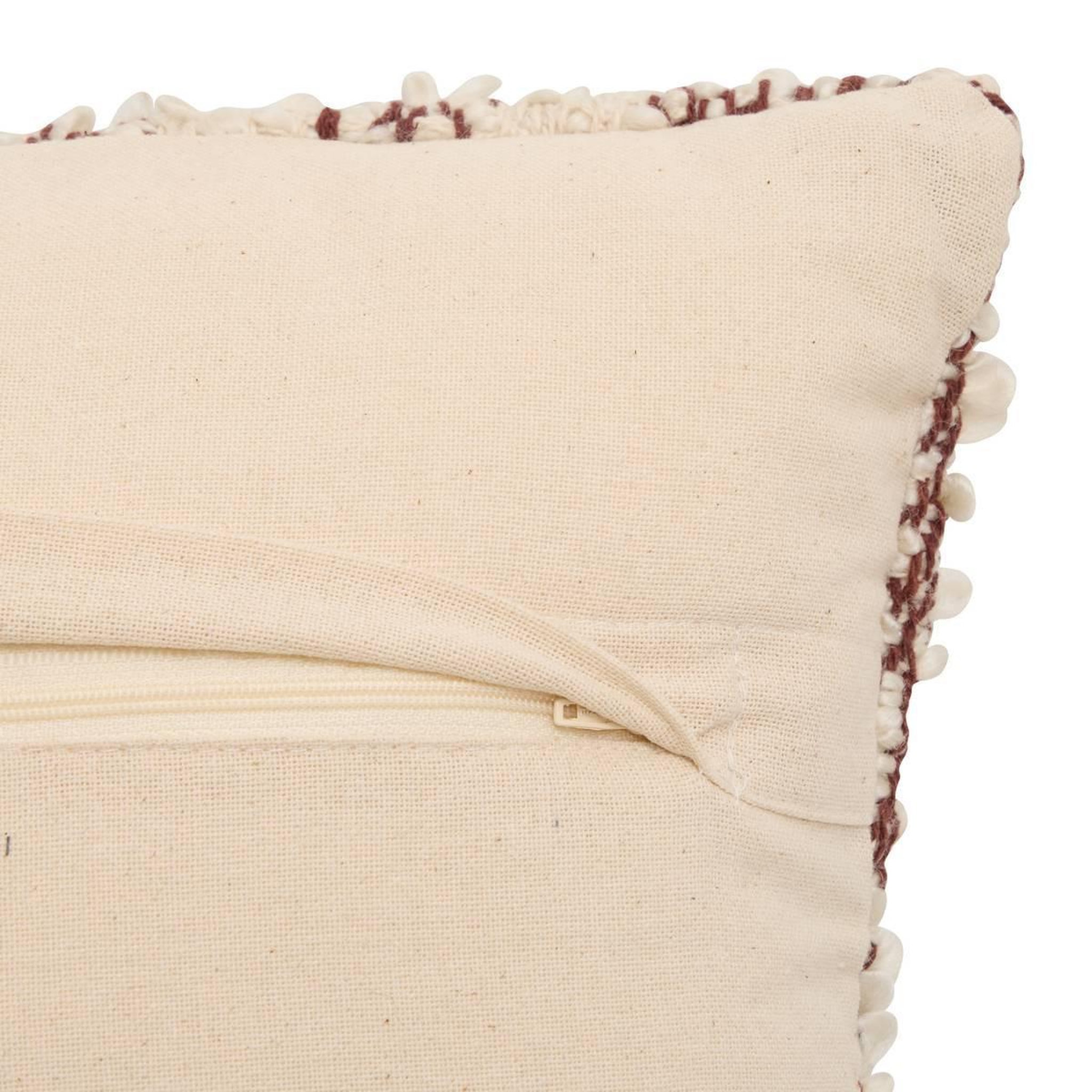 Voir la diapositive 3 : ATMOSPHERA Coussin déco bouclette  beryl  30x50cm marron tonka