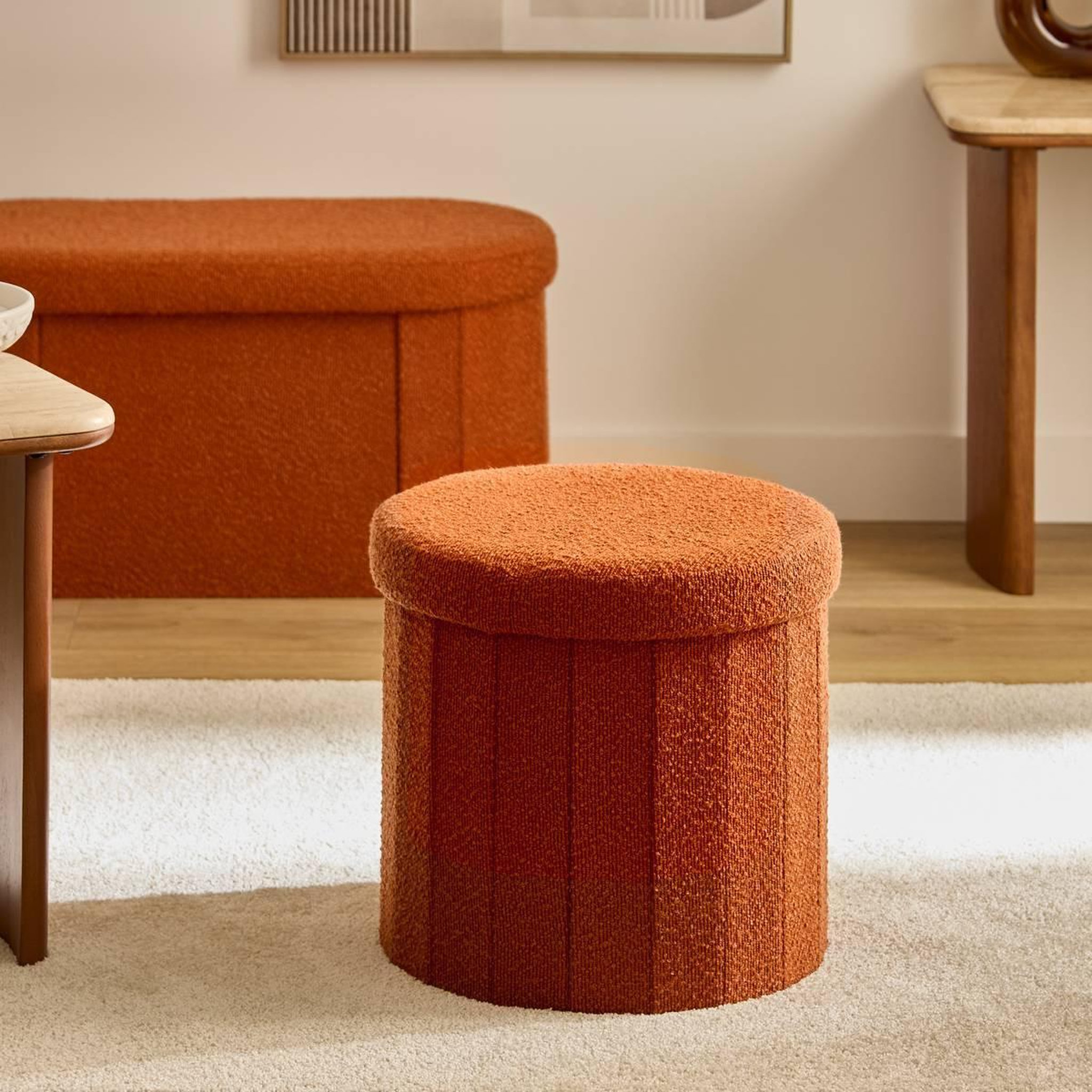 Voir la diapositive 6 : ATMOSPHERA Pouf coffre pliant bouclette  fink  38cm ambre