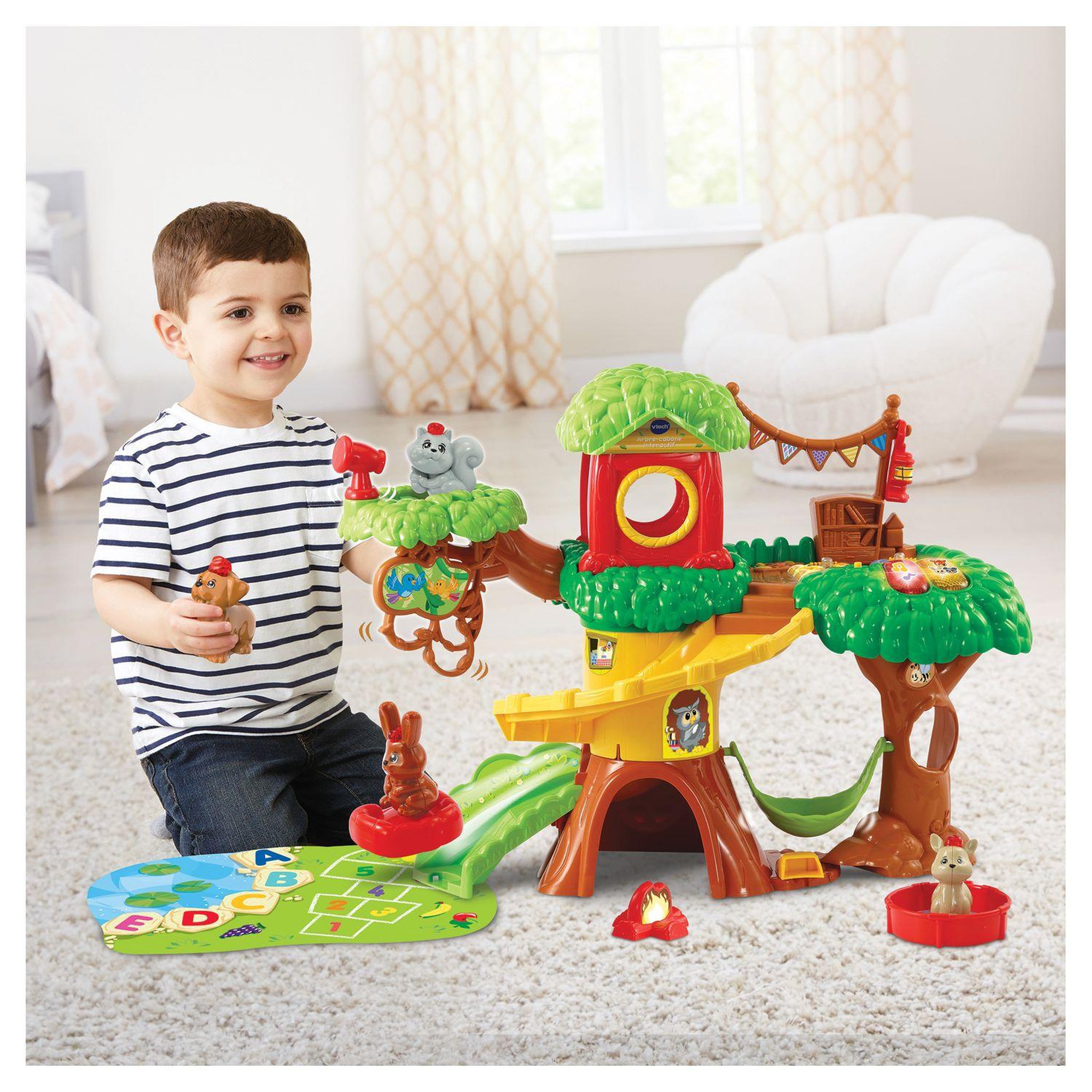 Voir la diapositive 3 : VTECH Tut Tut Animo - Arbre cabane interactif
