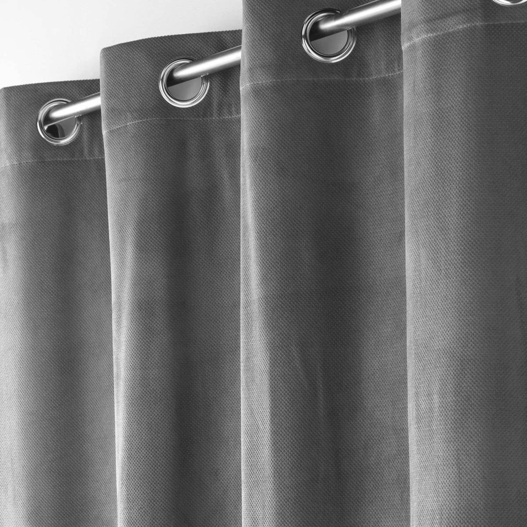 Voir la diapositive 2 : Douceur d'Intérieur Rideau à œillets  velouriane  140x260cm gris anthracite