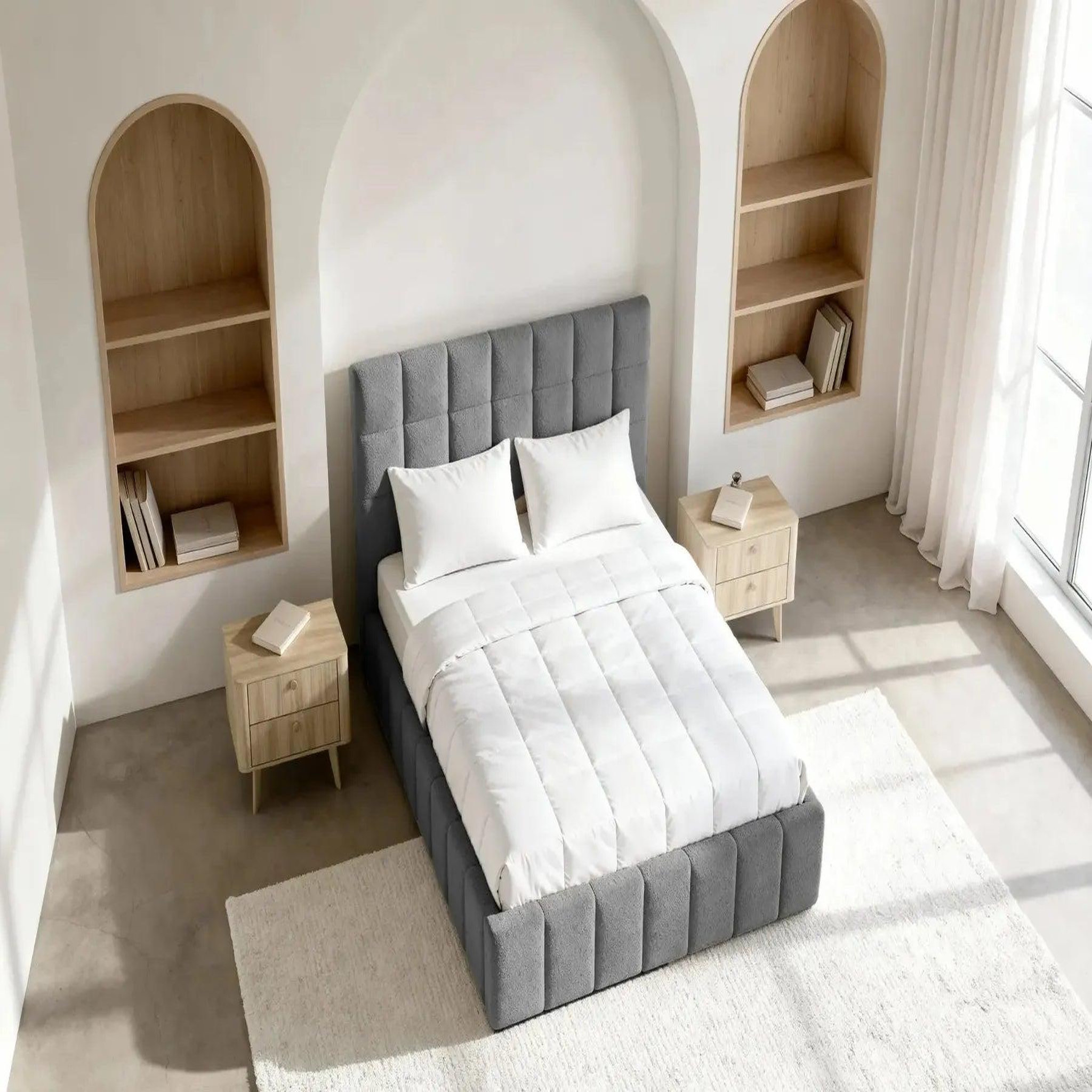 Voir la diapositive 5 : CASANOVA PARIS Florence - lit coffre tissu chenille
