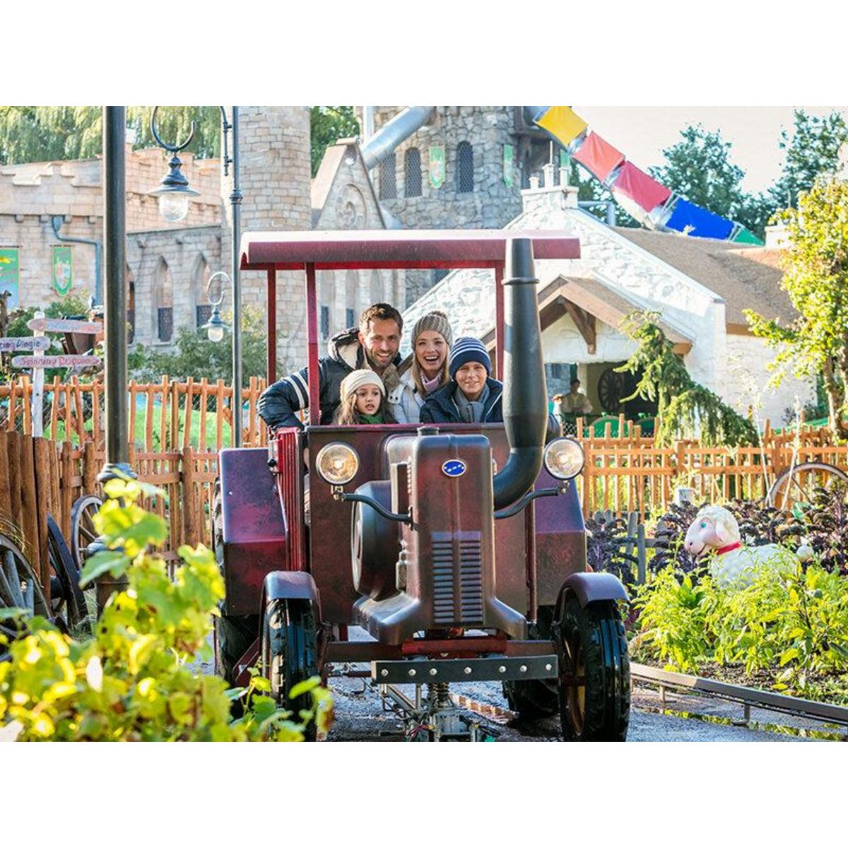 Smartbox Europa-Park 2025 en famille : 2 entrées adultes et 2 entrées enfants pour deux jours en basse saison - Coffret Cadeau Sport & Aventure