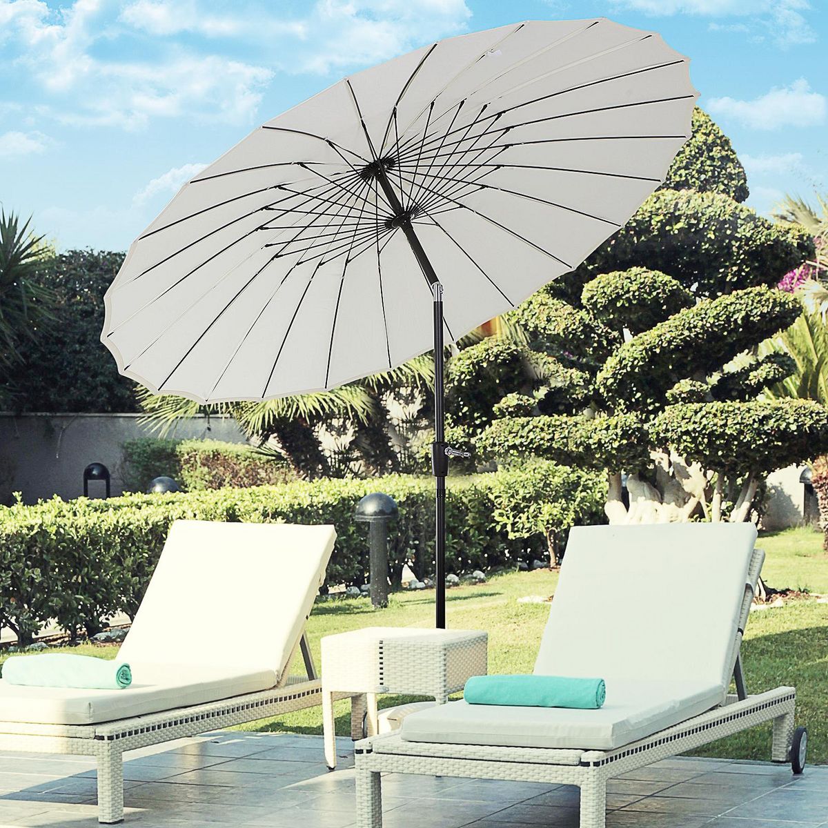 OUTSUNNY Parasol inclinable rond avec manivelle aluminium fibre de verre polyester diamètre 2,60 m coloris crème