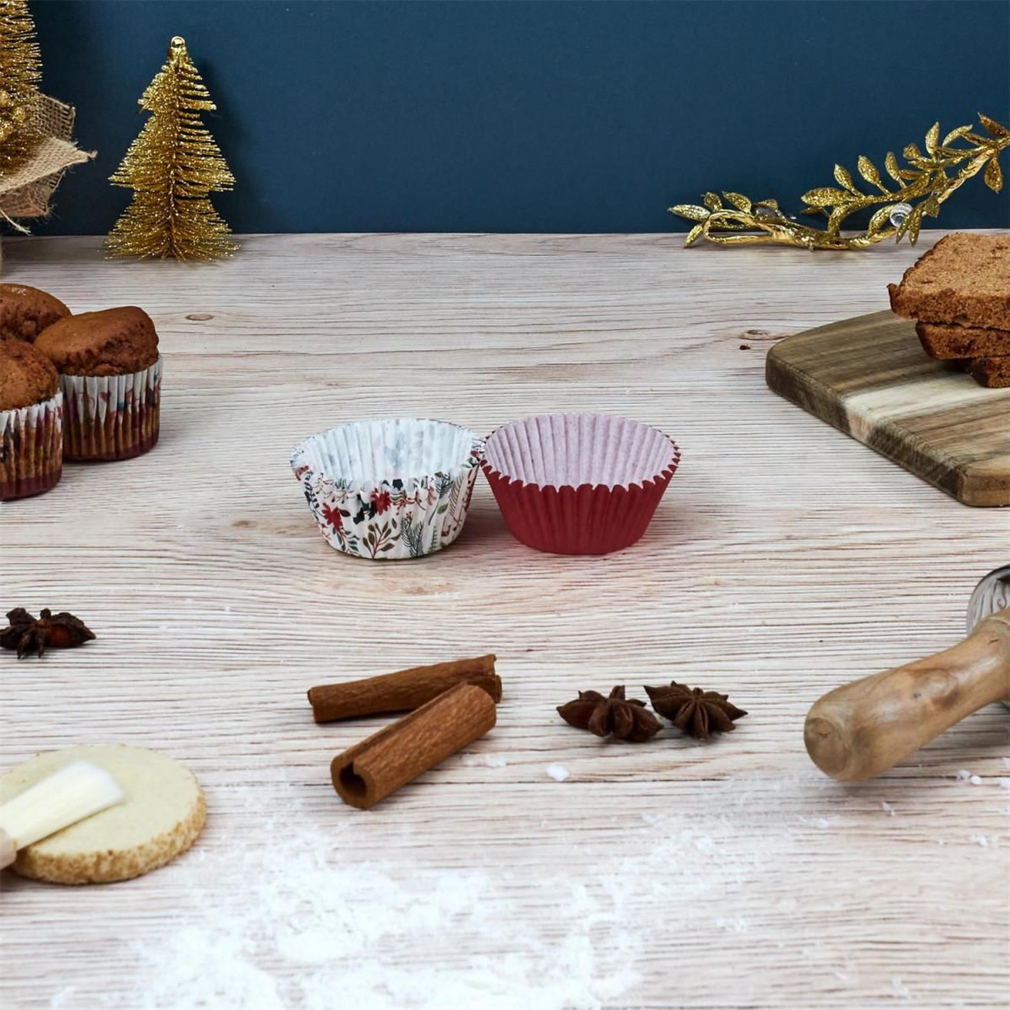 Voir la diapositive 2 : Lily Cook Lot de 75 caissettes de cuisson  noël  7cm multicolore