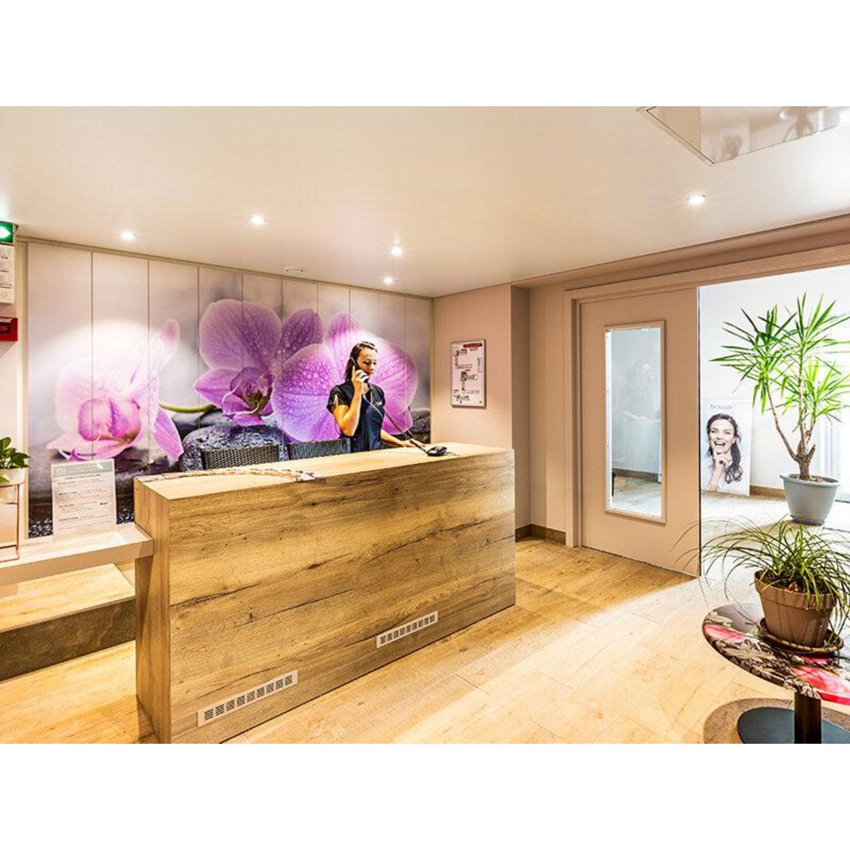 Smartbox Pause relaxante en duo : 20 min de massage et 20 min de balnéothérapie près de Colmar - Coffret Cadeau Bien-être