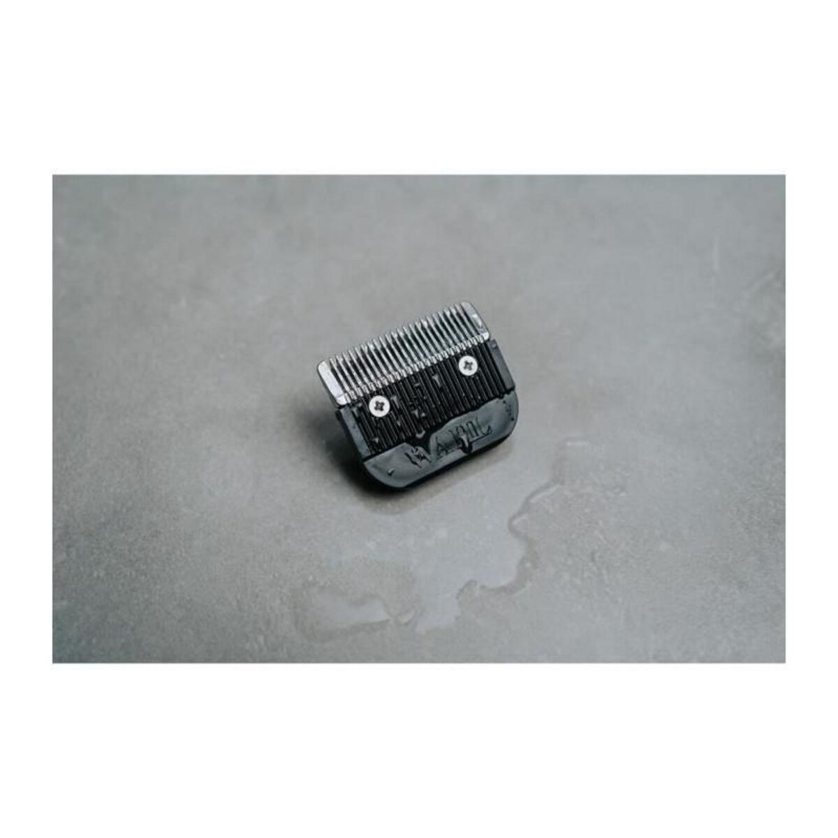 WAHL Tondeuse a cheveux - WAHL - COLOR PRO CORDLESS - 3,5 W - 8 sabots - Autonomie : 60 min - Bleu / Gris