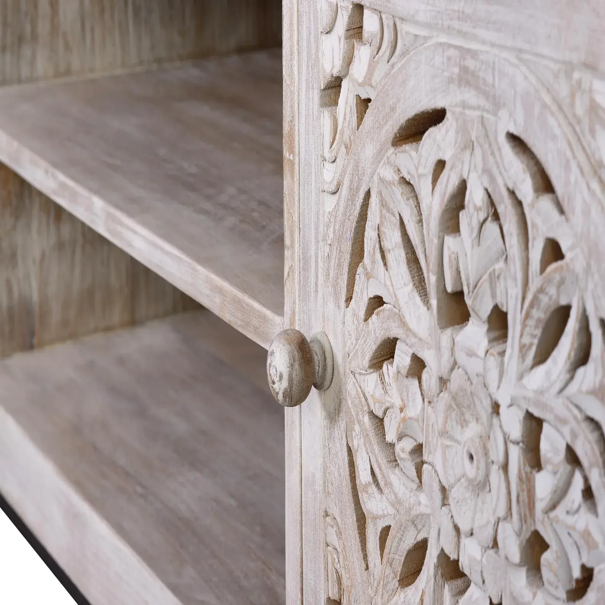 Voir la diapositive 4 : GINER Y COLOMER SL Meuble tv en bois de manguier 130 cm style ethnique boho sculpté
