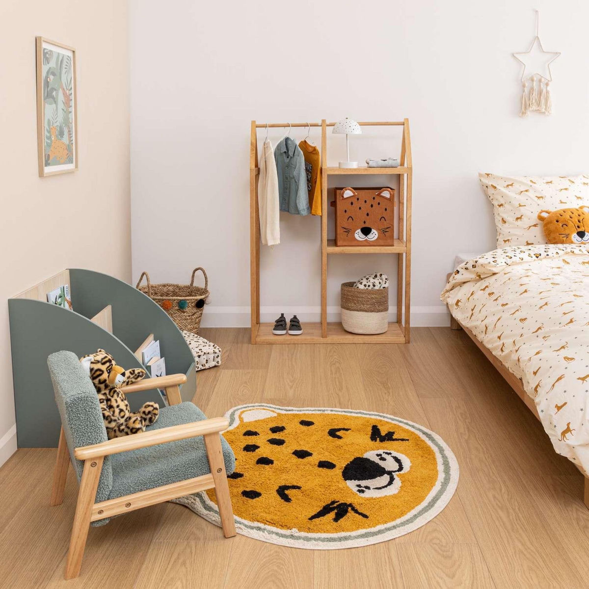 ATMOSPHERA Fauteuil enfant en bois et bouclette TEDDY - Vert céladon