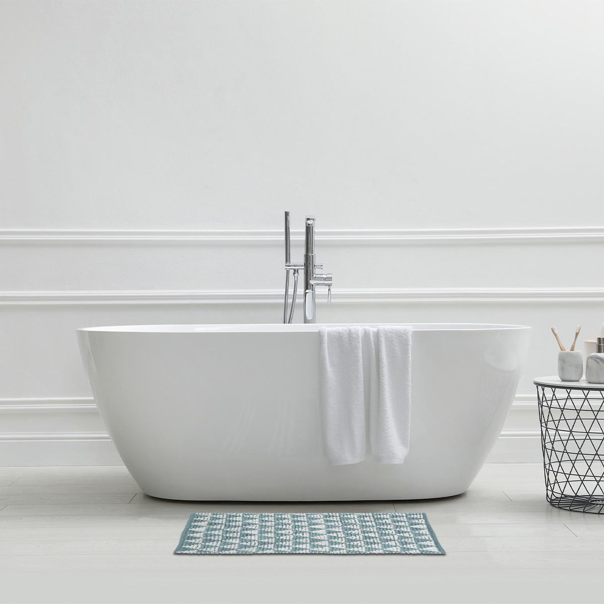 Voir la diapositive 2 : GUY LEVASSEUR Tapis de bain déco en polycoton