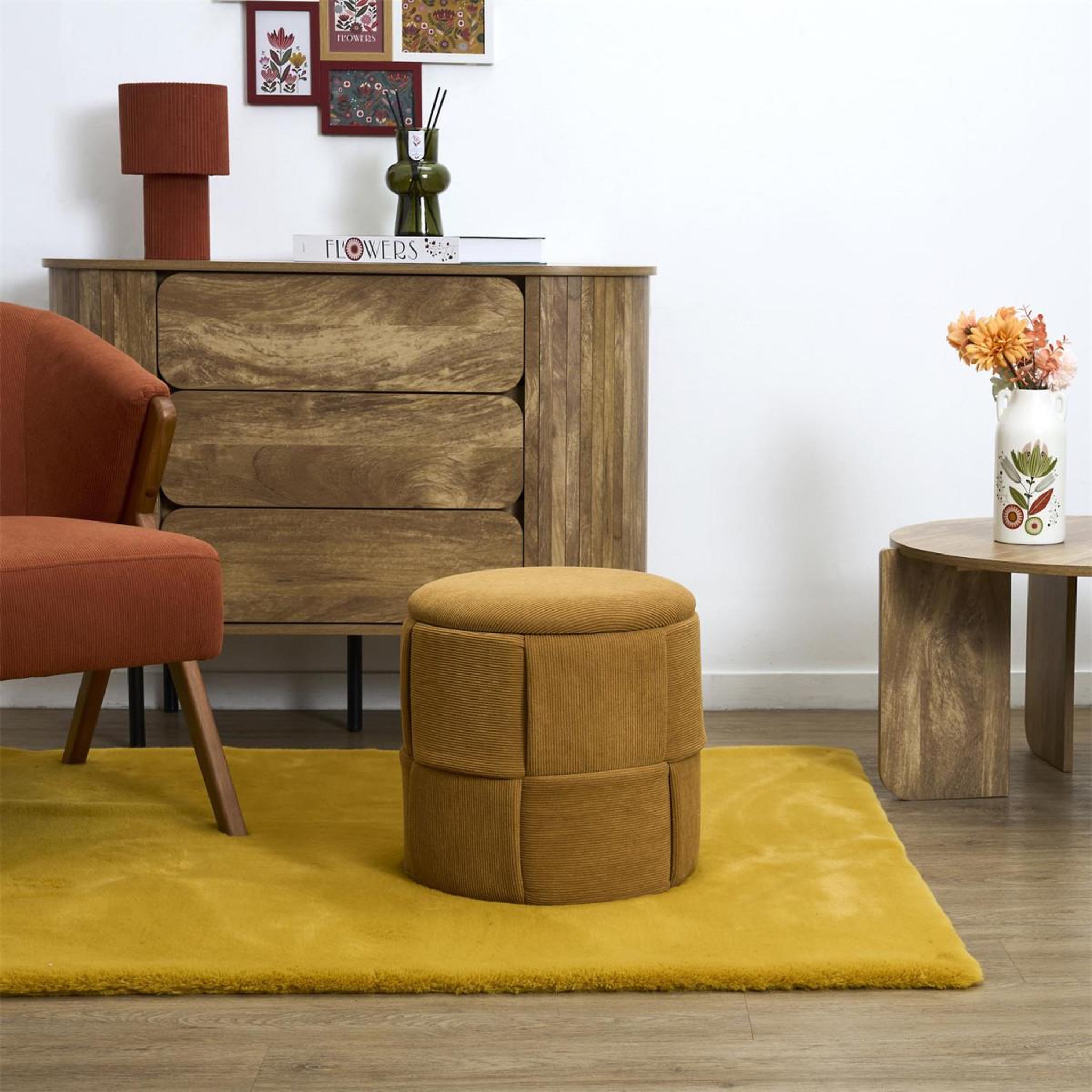 Voir la diapositive 5 : The Home Deco Factory Pouf Coffre Tressé Côtelé  Jules  38cm Jaune