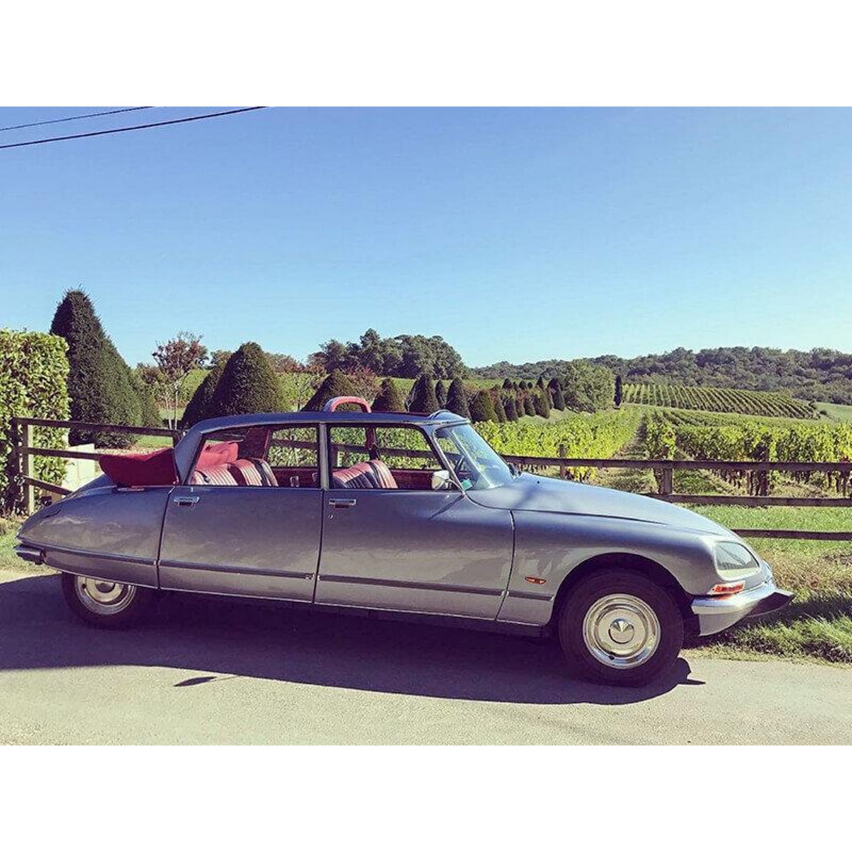 Smartbox Visite du Médoc, vignobles et châteaux, en DS présidentielle avec chauffeur privé (4h) - Coffret Cadeau Multi-thèmes