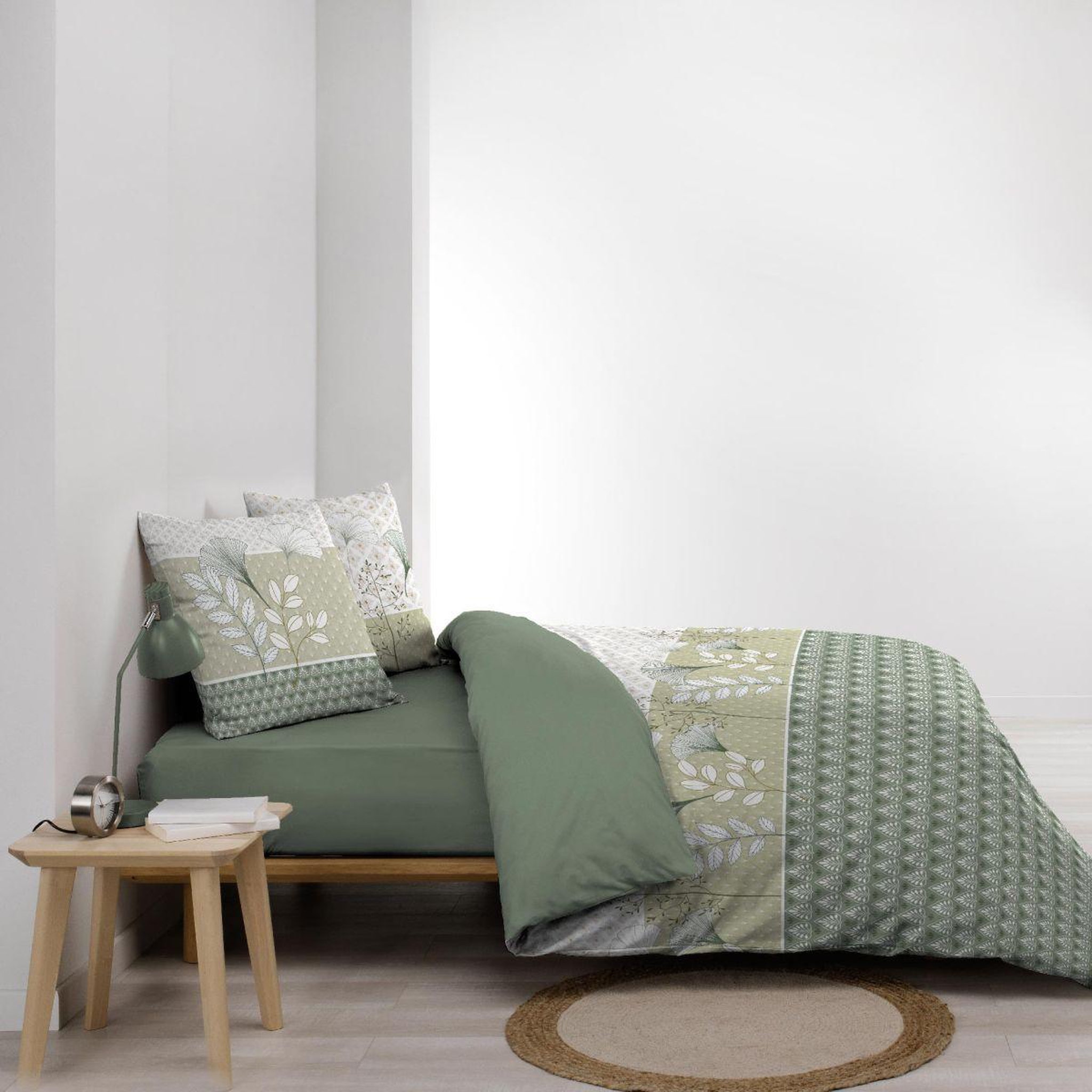 Voir la diapositive 3 : Douceur d'Intérieur Parure de lit 3 pièces  poetine  240x220cm vert