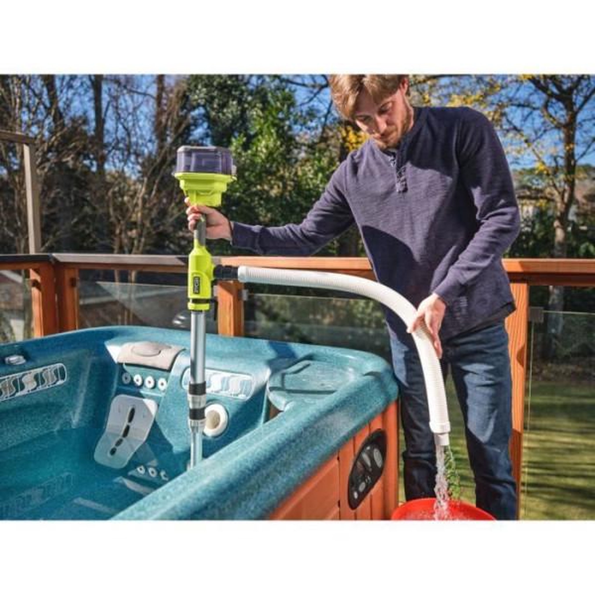 Voir la diapositive 4 : Ryobi RYOBI - Pompe télescopique 18V - 3 360 l/h - immersion maxi. 1,2 m - IPX5 - vendue sans batterie - RY18STPA-0