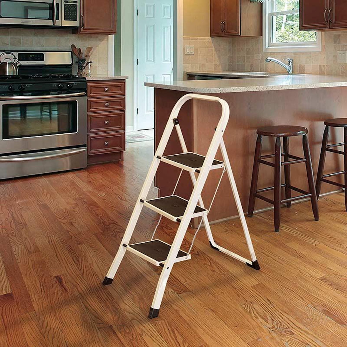 HAILO Marche pied 3 marches pliable antidérapant en acier Hailo K20