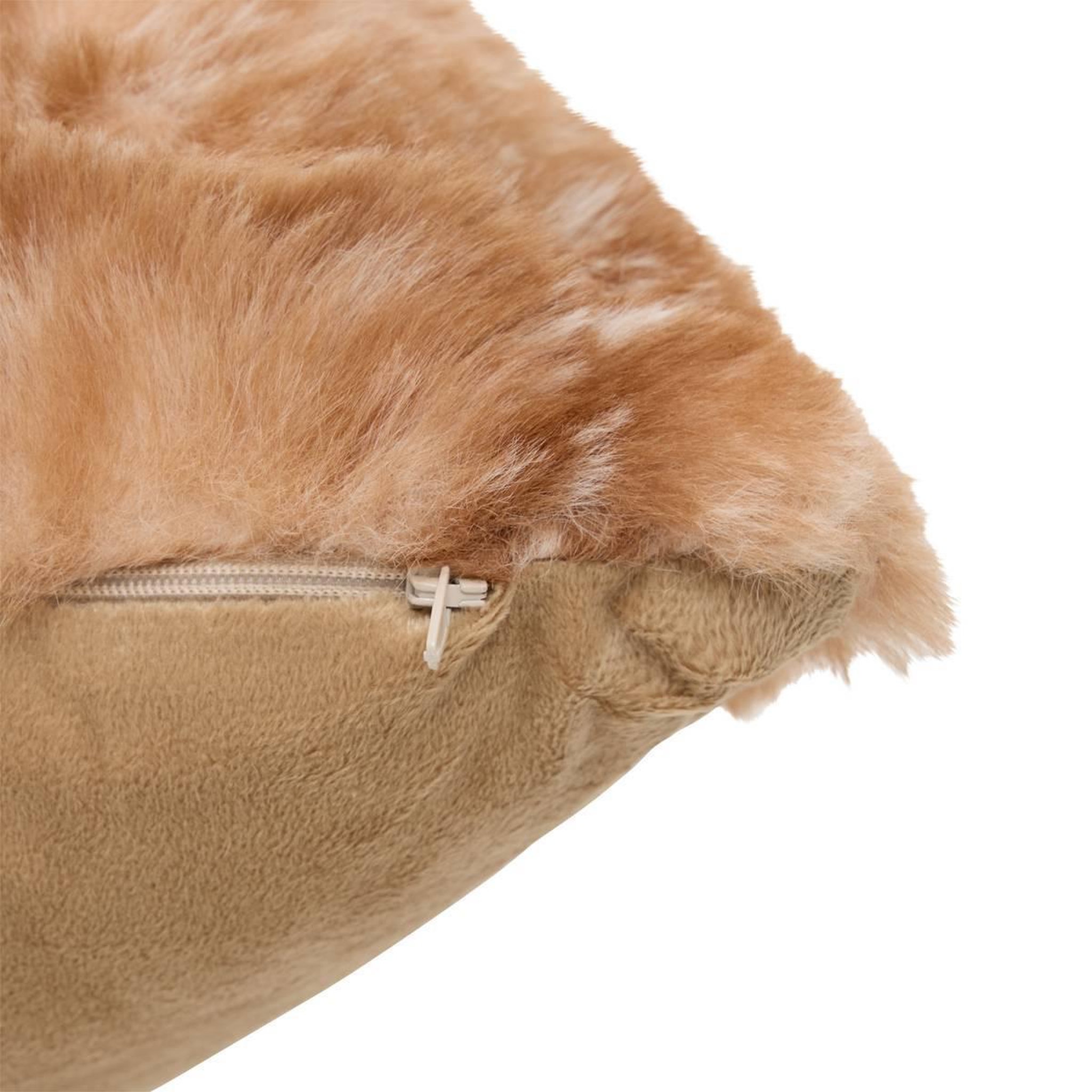 Voir la diapositive 3 : ATMOSPHERA Coussin Imitation Fourrure 3D  Zephy  50x80cm Caramel