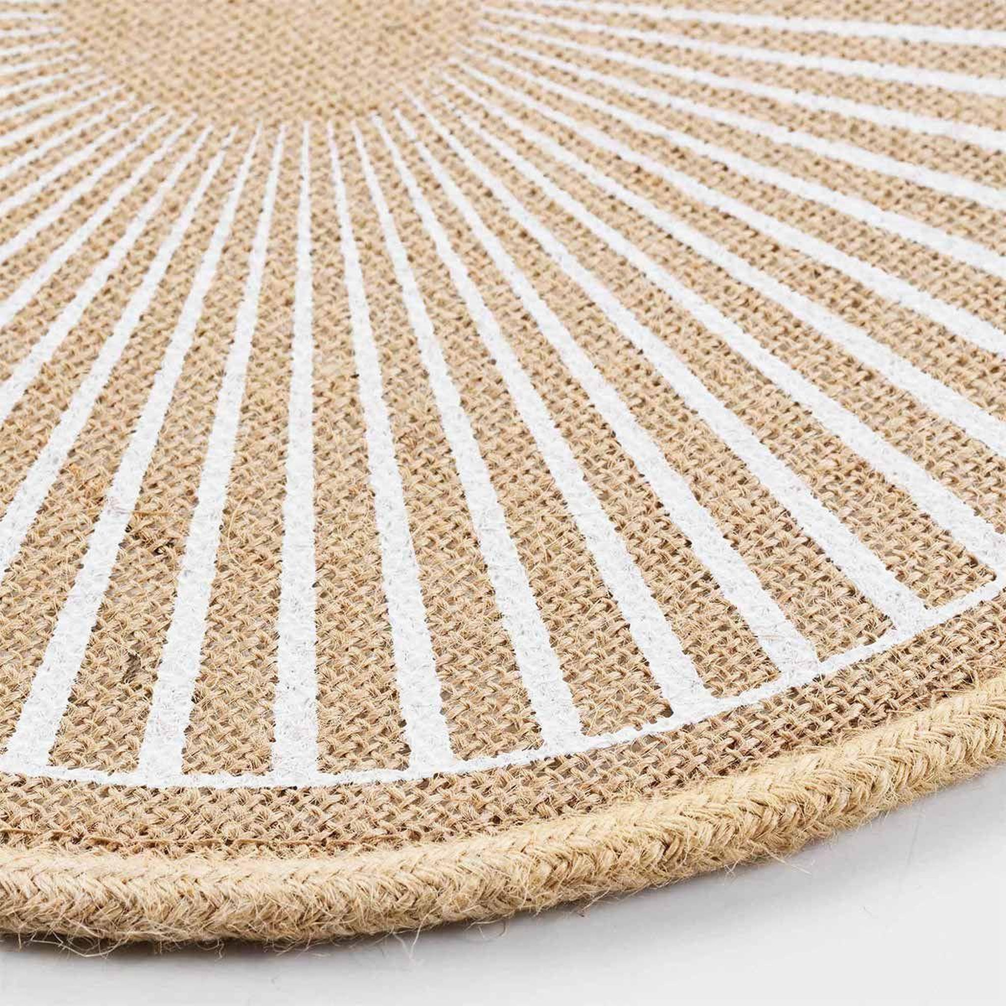 Voir la diapositive 2 : Douceur d'Intérieur Set de table en jute  soleimio  38cm naturel