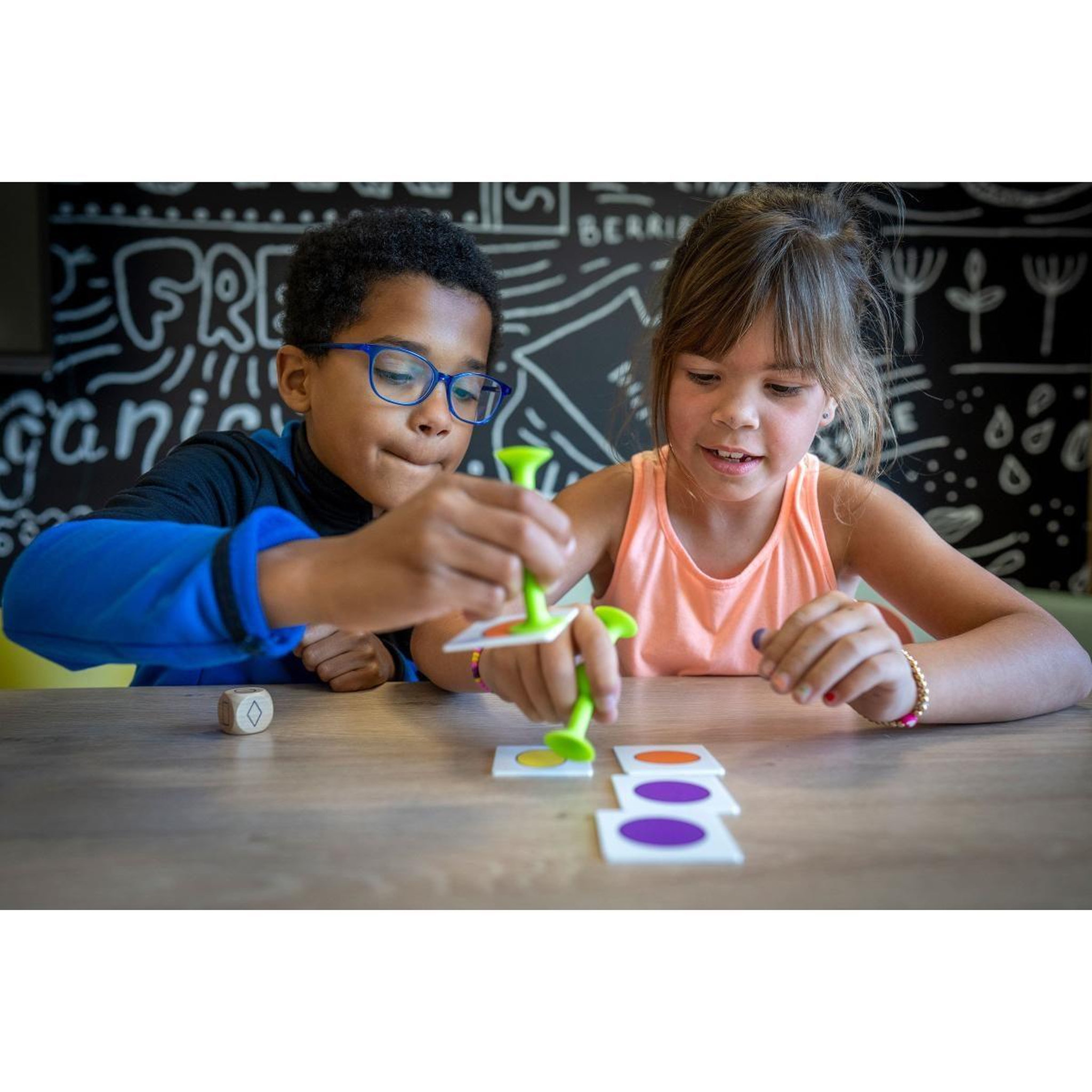 Voir la diapositive 5 : EDUCO Attrapez la forme — jeu éducatif pour la classe