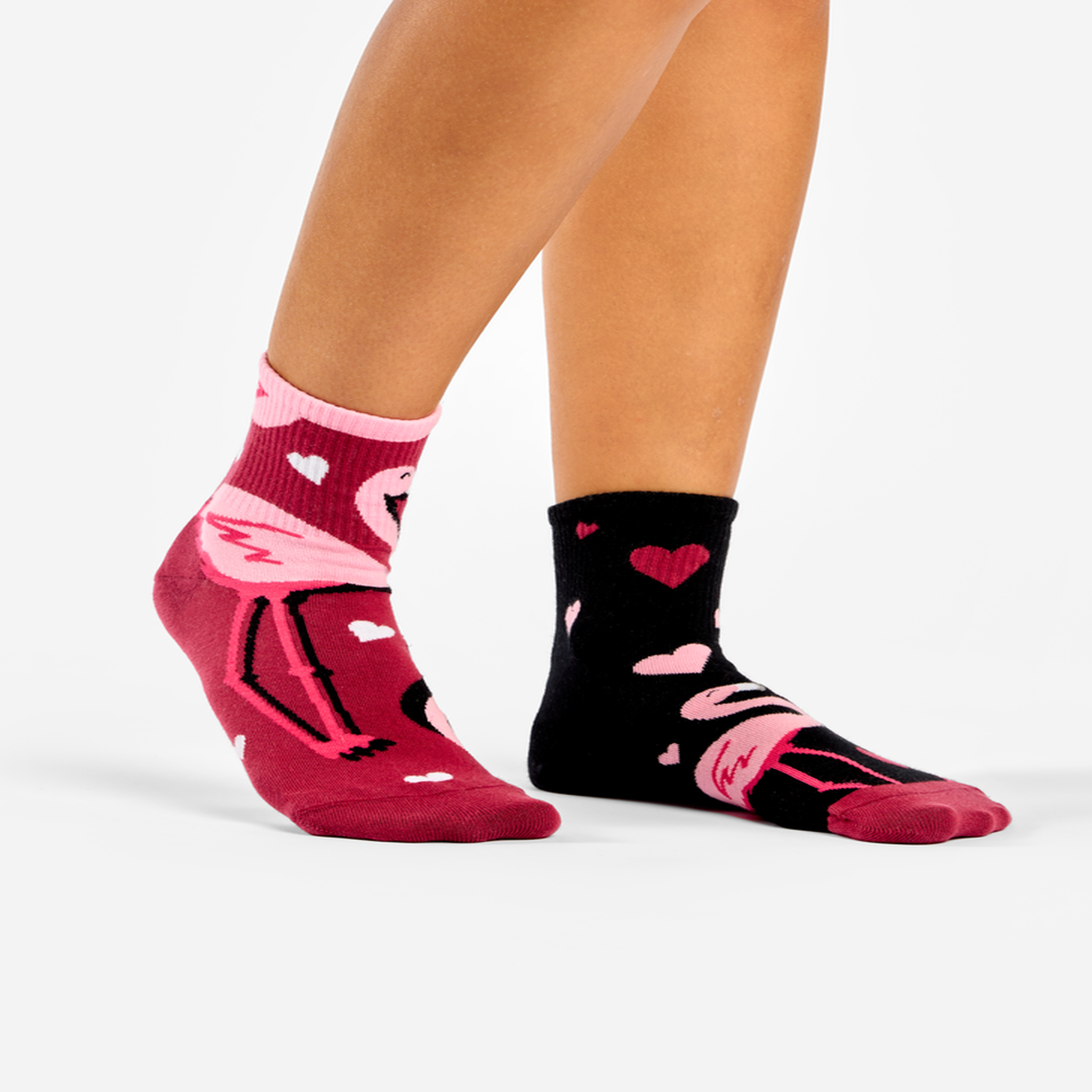 Voir la diapositive 2 : DEDOLES Chaussettes courtes flamants et cœurs