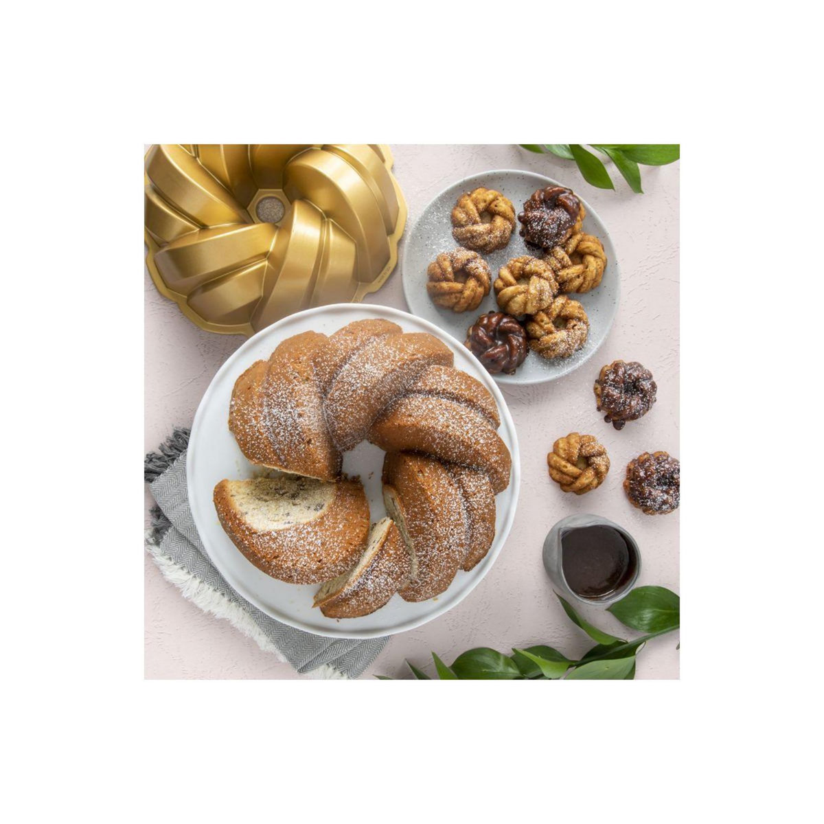 NORDIC WARE Moule à gâteau fantaisie a gateau Bundt Torsade Gold