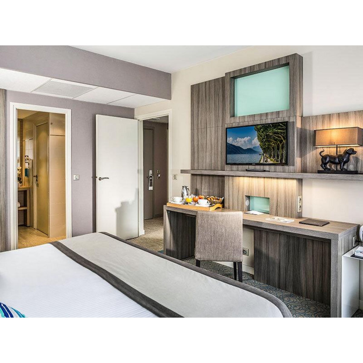 Smartbox Bien-être en hôtel 4* à Aix-les-Bains : 2 jours en suite avec accès à l'espace aqua-détente - Coffret Cadeau Séjour