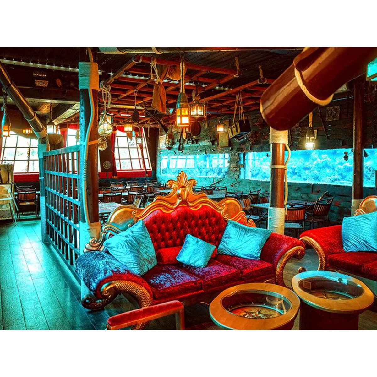 Smartbox Séjour de rêve au Cap d'Agde : 2 jours en hôtel 5* avec dîner et entrée au Pirates World - Coffret Cadeau Séjour