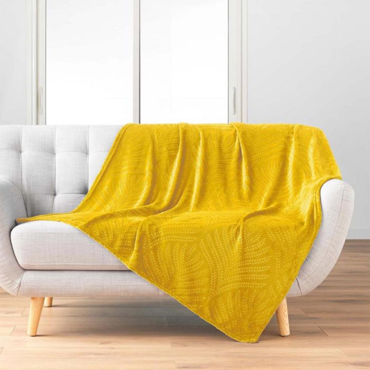 Paris Prix Plaid Uni en Flanelle  Nelia  125x150cm Jaune