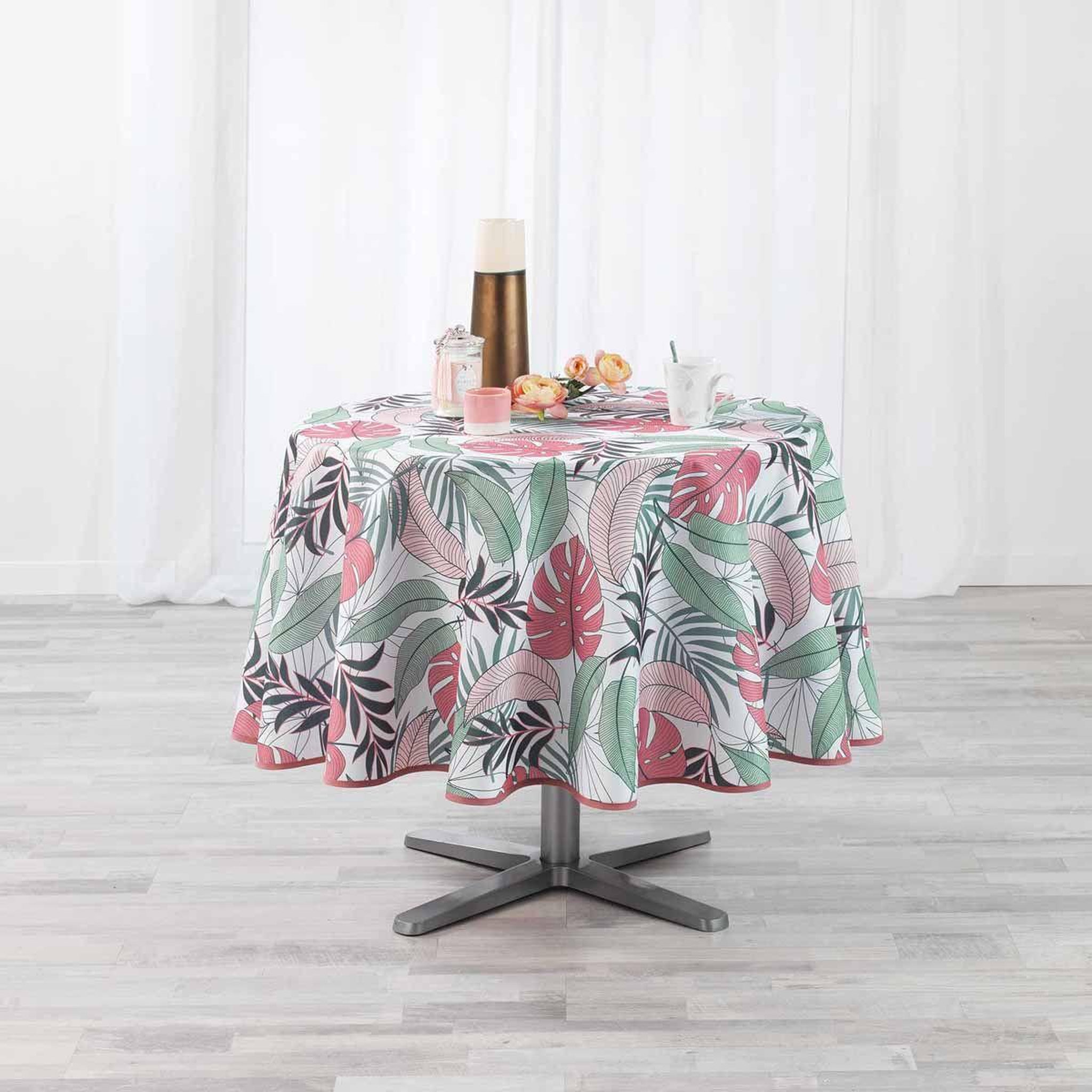 Voir la diapositive 3 : Douceur d'Intérieur Nappe antitache ronde  beauty jungle  180cm blanc & rose