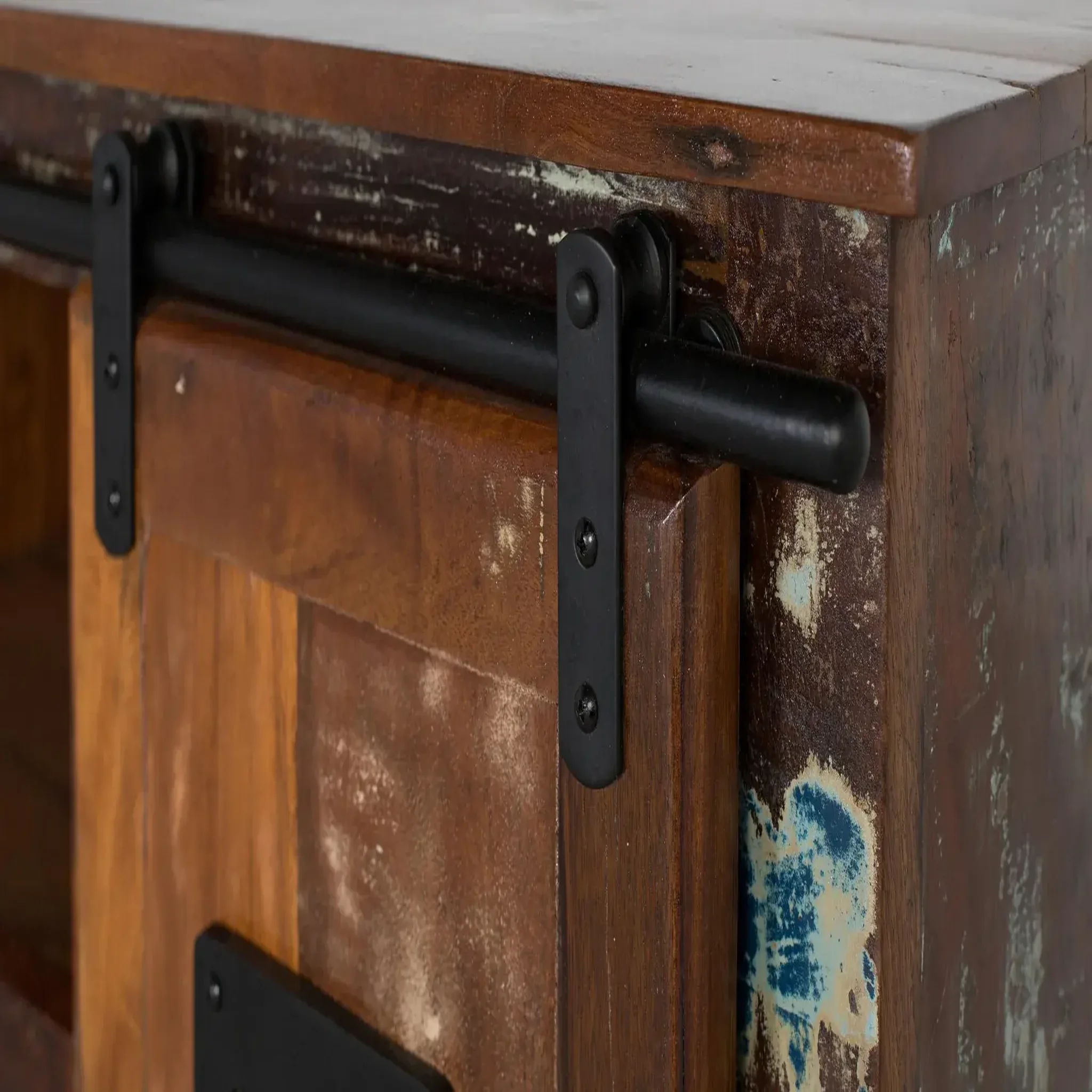 Voir la diapositive 4 : GINER Y COLOMER SL Meuble tv en bois recyclé 130 cm style industriel vintage