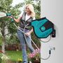 Voir la diapositive 2 : HOMCOM Dévidoir mural enrouleur automatique pivotant 180° tuyau 15 + 1,5 m avec lance arrosage support mural intégré turquoise noir