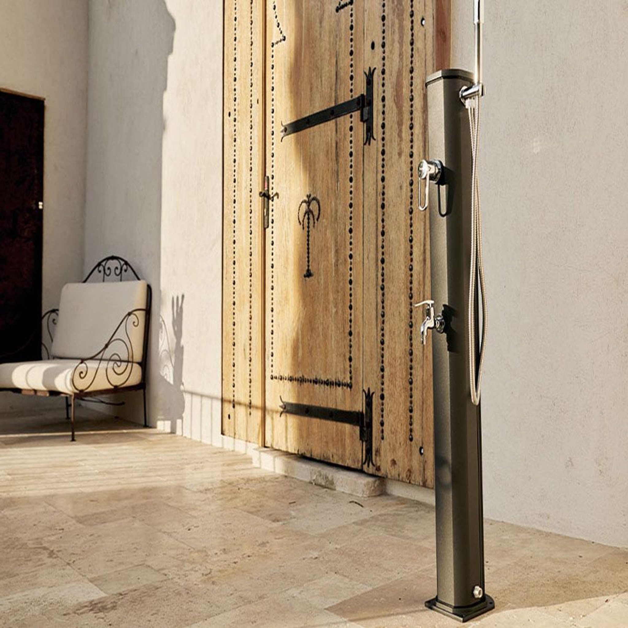 Voir la diapositive 4 : Formidra Douche solaire 20 L Jolly Go Anthracite - Formidra