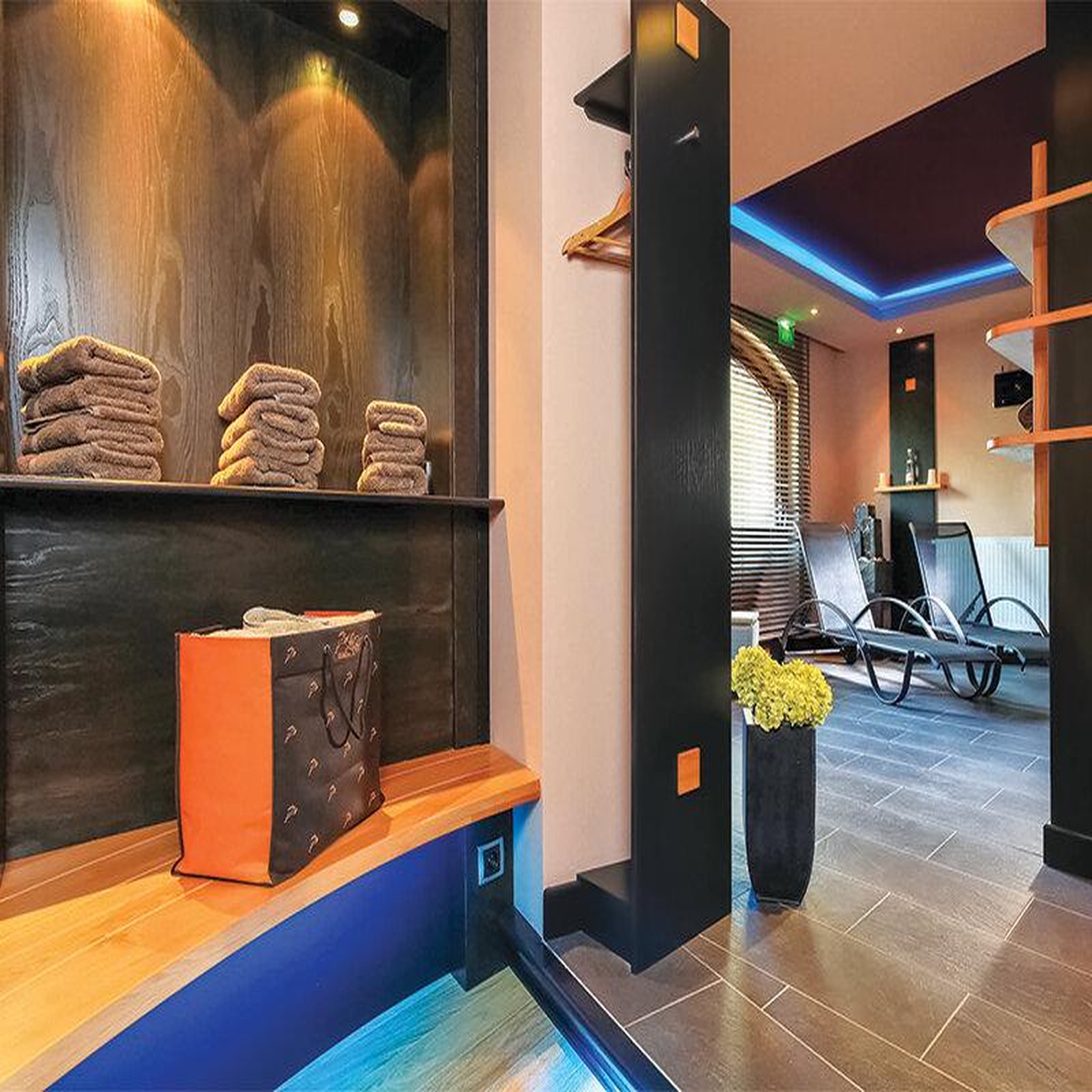 Voir la diapositive 3 : Smartbox Séjour de rêve : 2 jours en hôtel 4* avec espace détente et dîner gastronomique près de strasbourg - coffret cadeau séjour