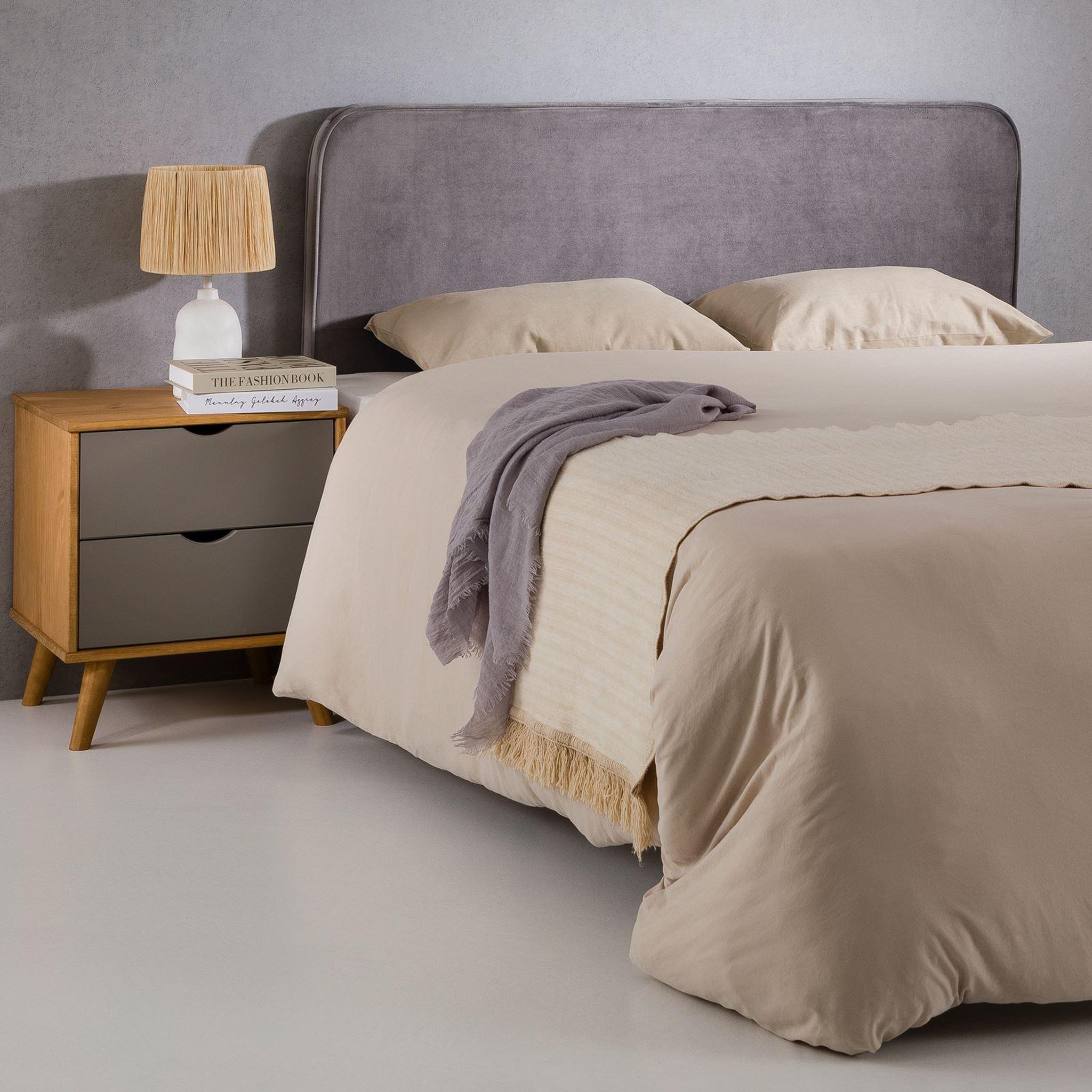Voir la diapositive 2 : IDIMEX Tête de lit NOVARE 160 avec fixation murale, en tissu