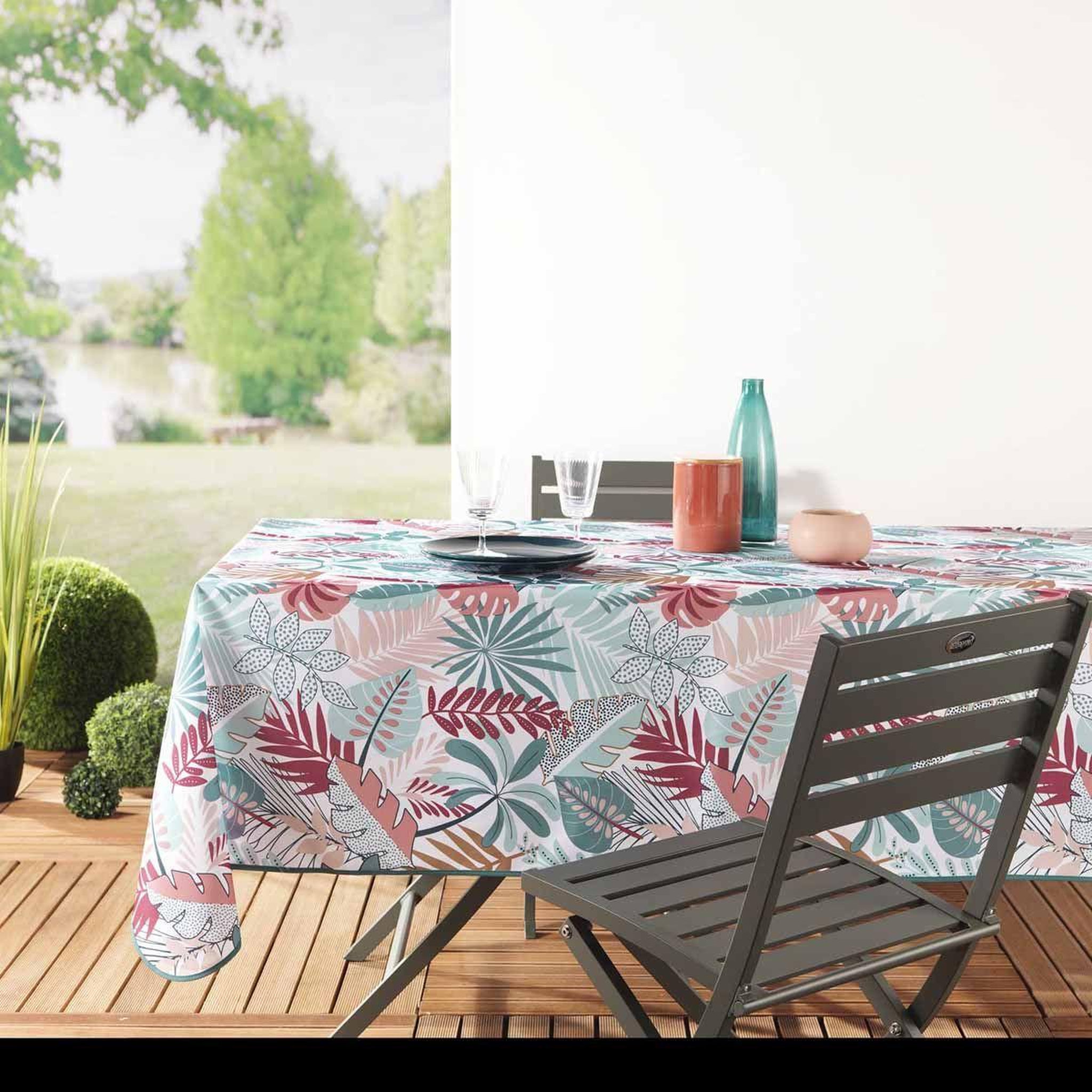Voir la diapositive 2 : Douceur d'Intérieur Nappe antitache  jacala  150x240cm multicolore