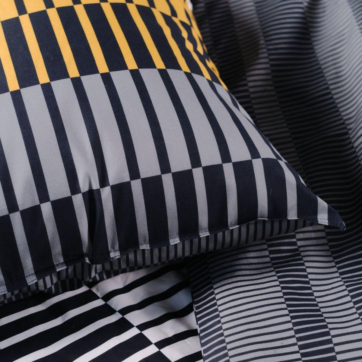 TODAY Parure housse de couette en coton 57 fils motif rayure CHLOÉ