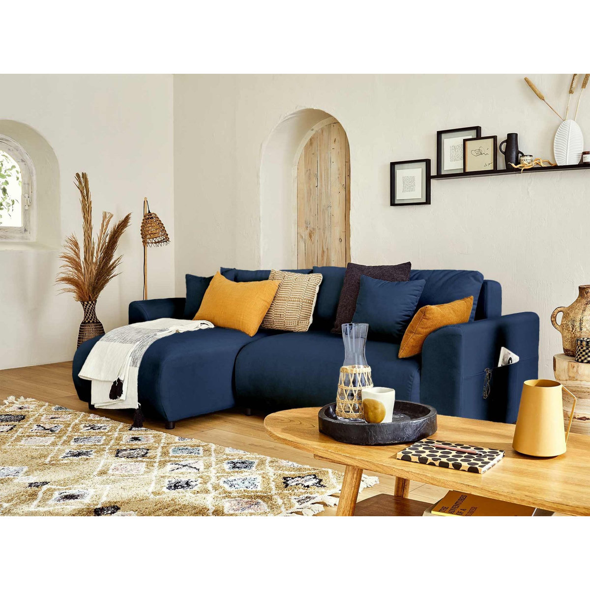 LISA DESIGN Camelia - canapé d'angle réversible - 4 places - convertible avec coffre et poches - en velours