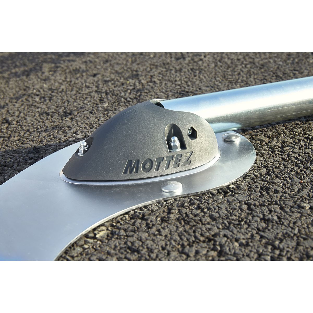 MOTTEZ Barrière de parking spécial macadam