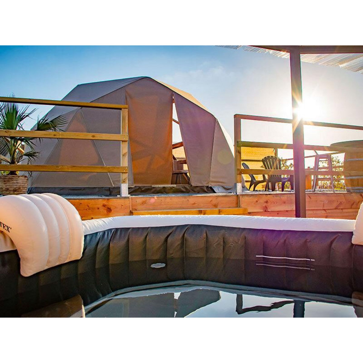 Smartbox 2 jours insolites en dôme avec modelage et bain bouillonnant près de Bordeaux - Coffret Cadeau Séjour