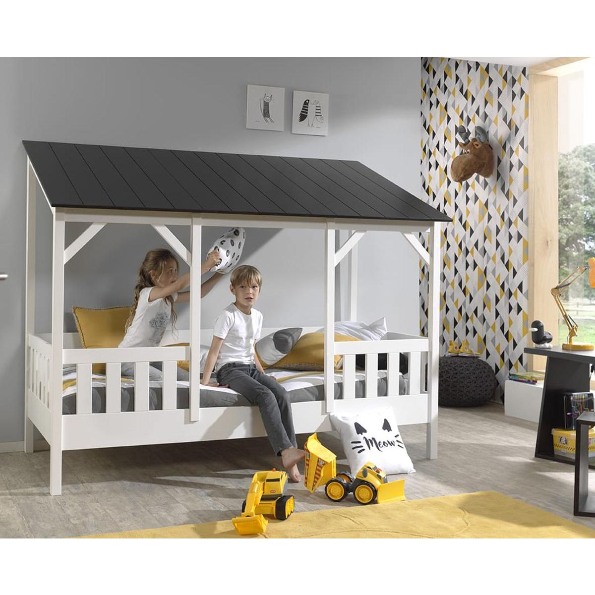Lit cabane 90x200cm avec toit CASA