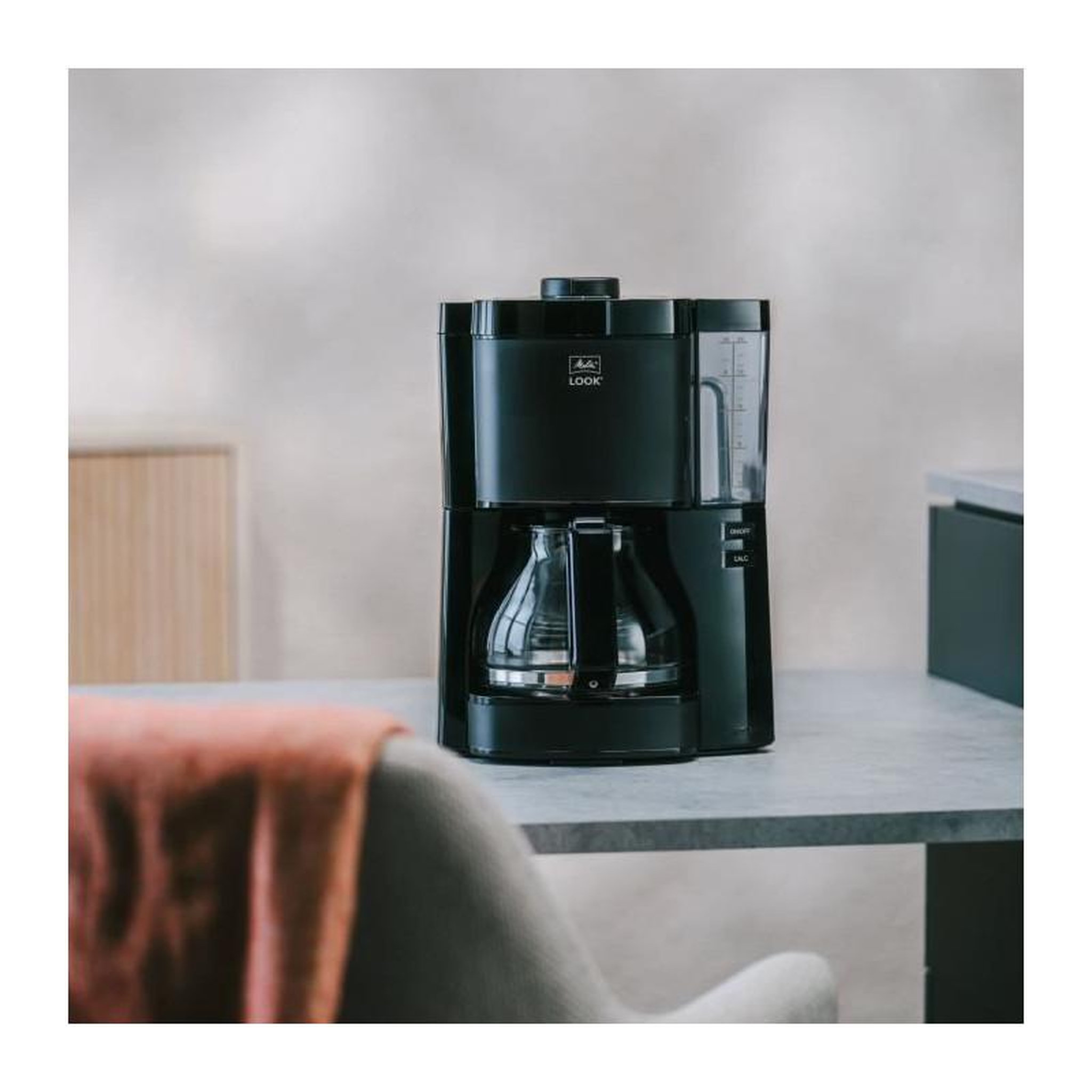 Voir la diapositive 5 : Melitta Cafetiere - MELITTA - Look V Glass 1025-02 - 1080 W - 1,25 L - Noir