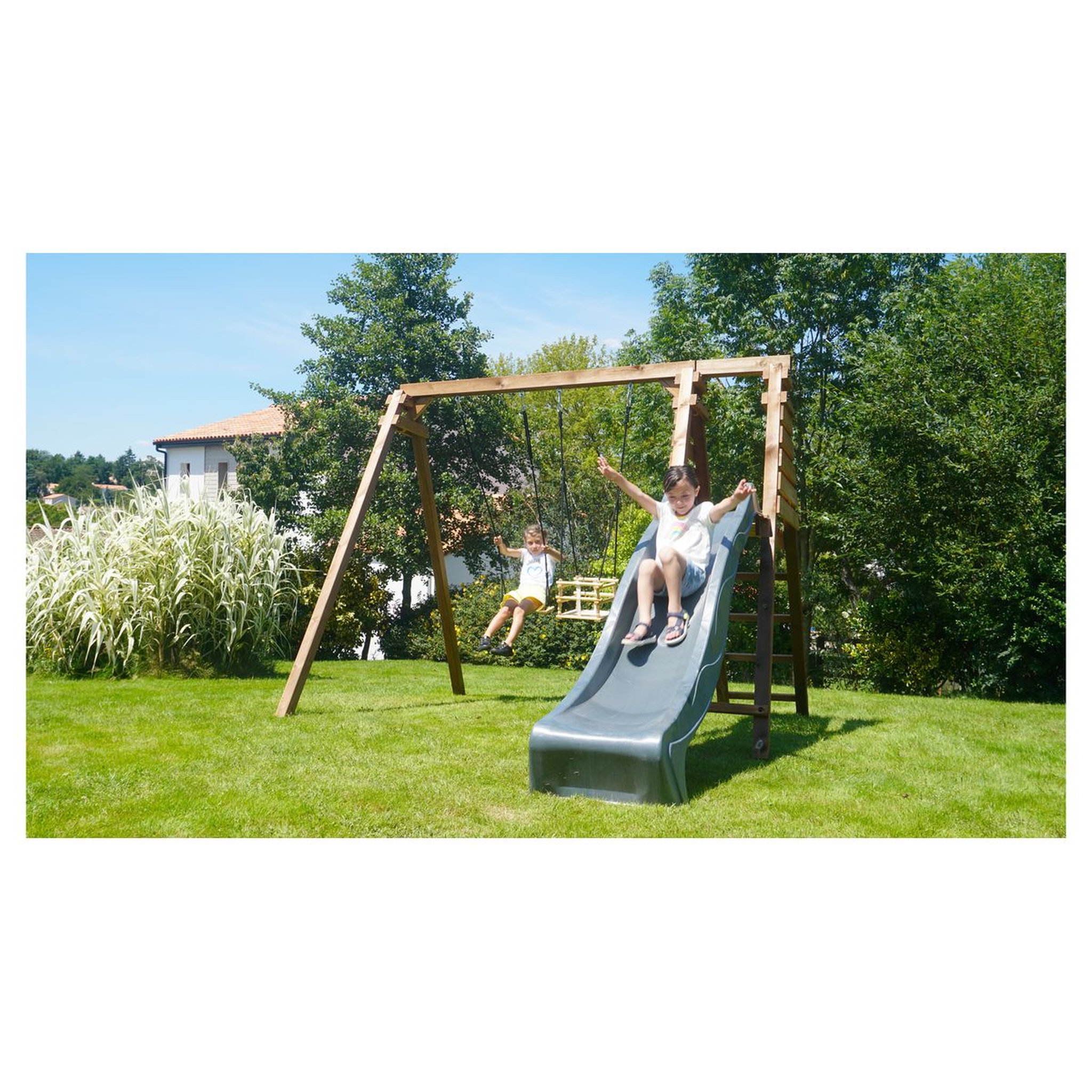 Voir la diapositive 1 : Soulet Portique balançoire avec toboggan- Bois - H2,24m PRUNE