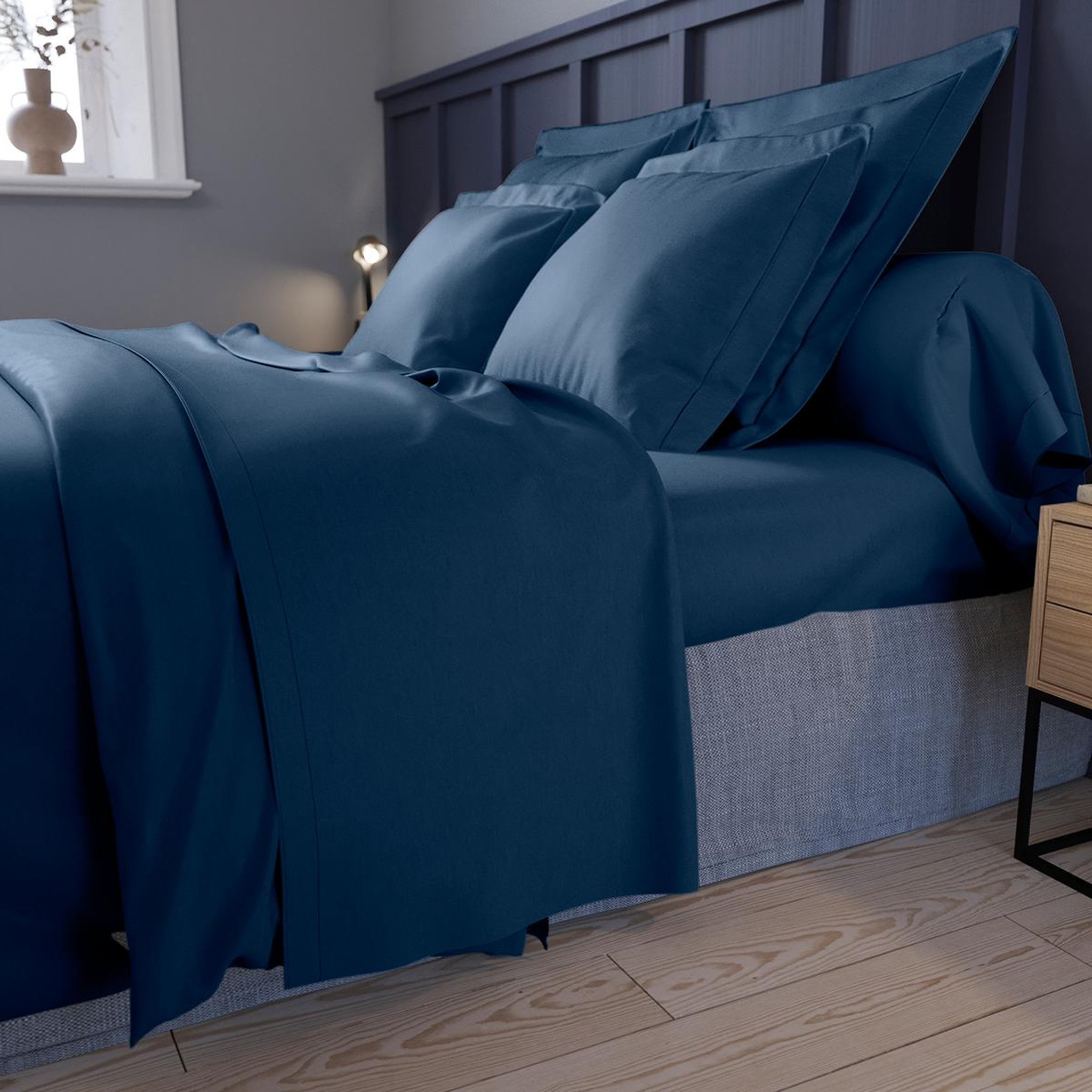 Voir la diapositive 3 : DODO Drap housse grand bonnet harmonie satin de coton coloris marine