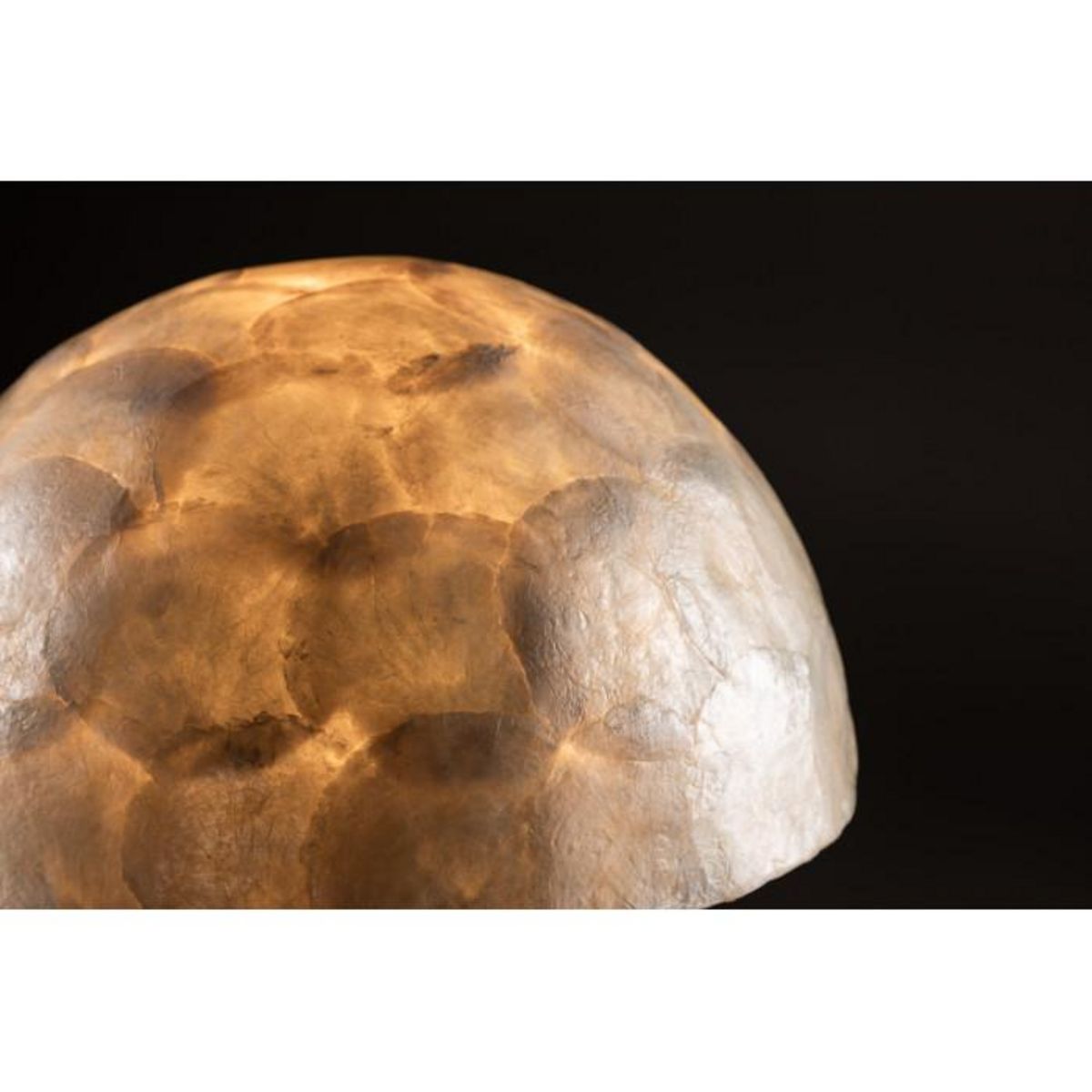 Paris Prix Lampe à Poser Design en Capiz  Lindon  48cm Gris Clair