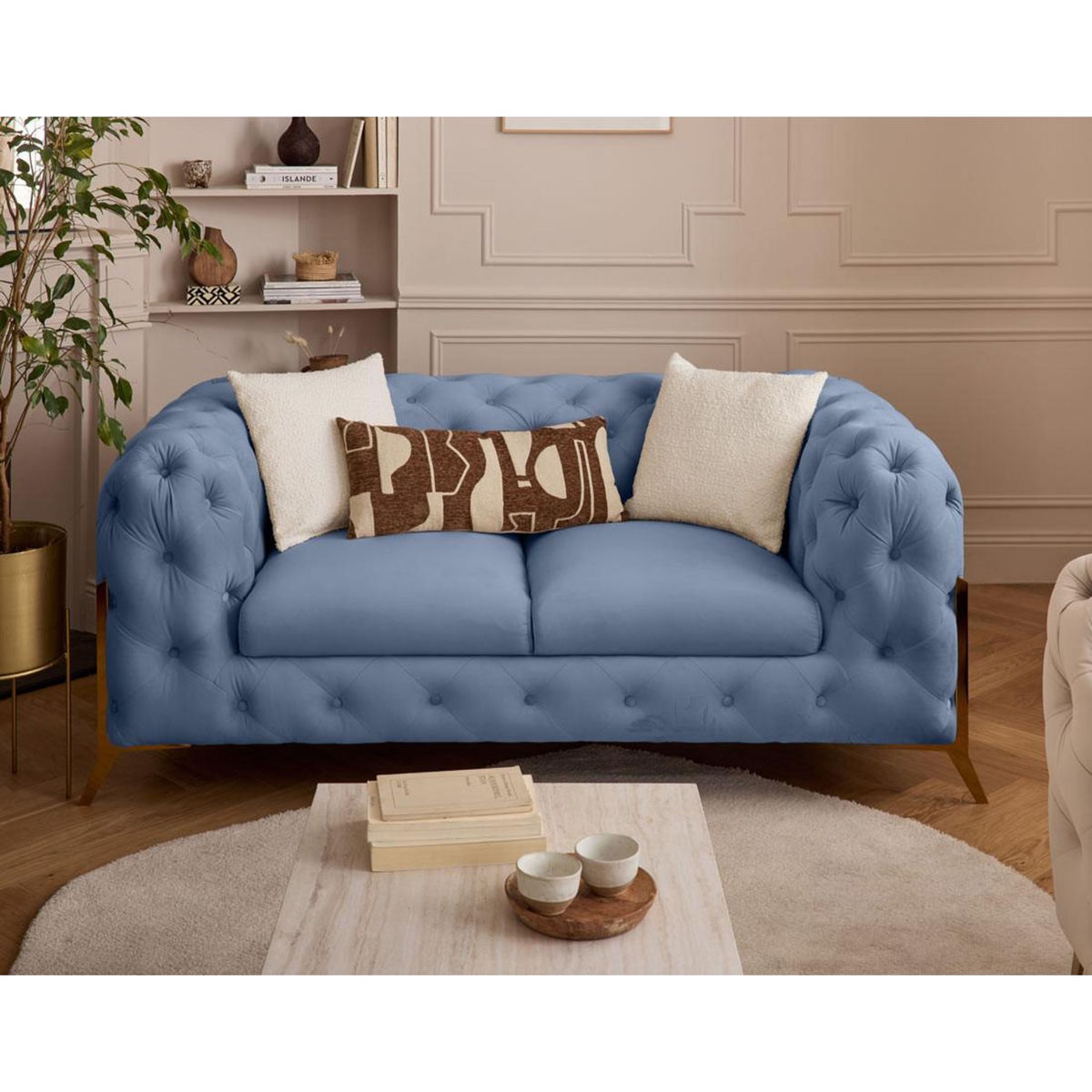 LISA DESIGN Camden - canapé 2 places chesterfield en velours - pieds en métal doré